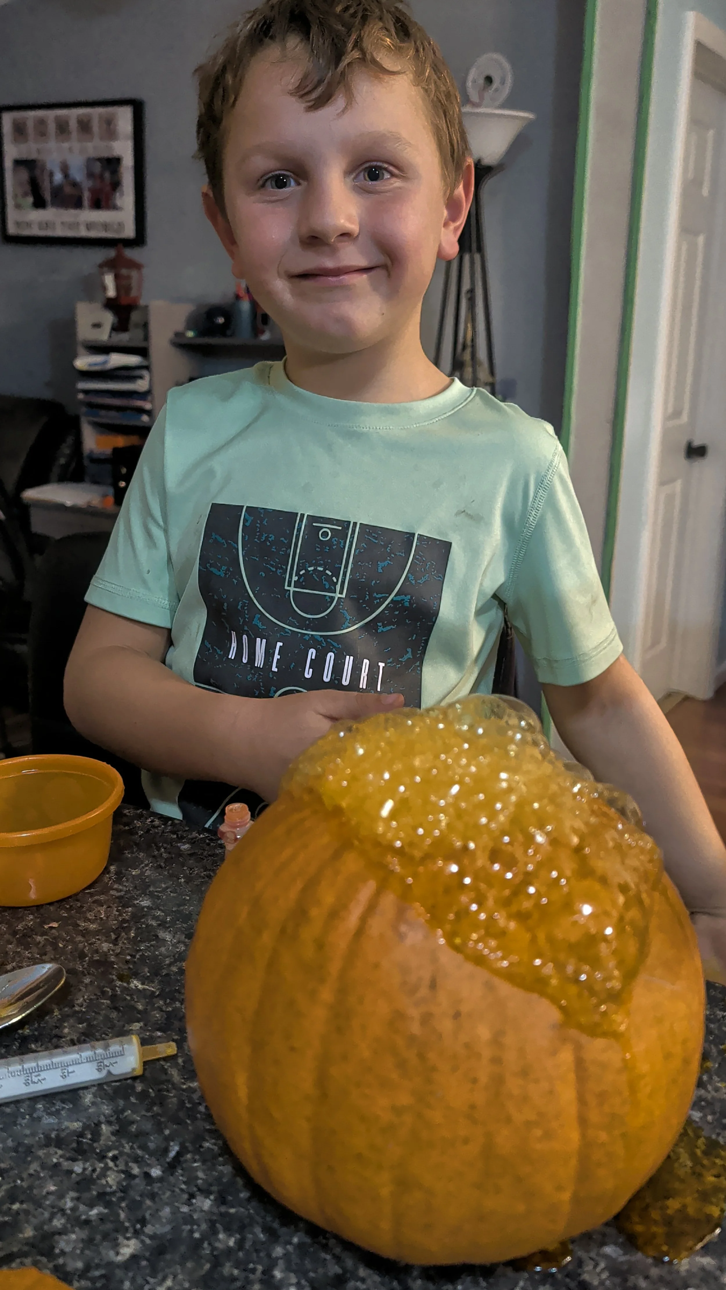 Halloween Toddler Fun: Turn Pumpkins Into a Magical Science Experiment 🎃🧪