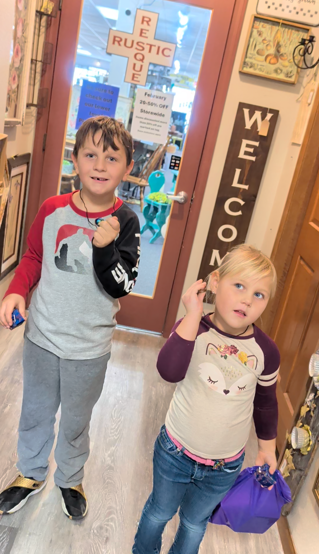 Rustic Resque- Little Chute