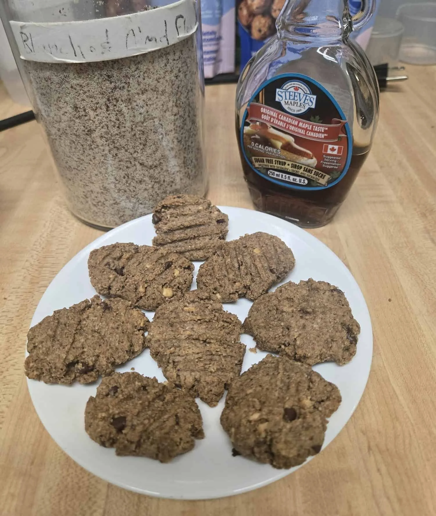 Not too sweet almond flour no sugar (high protein?) peanut butter cookies