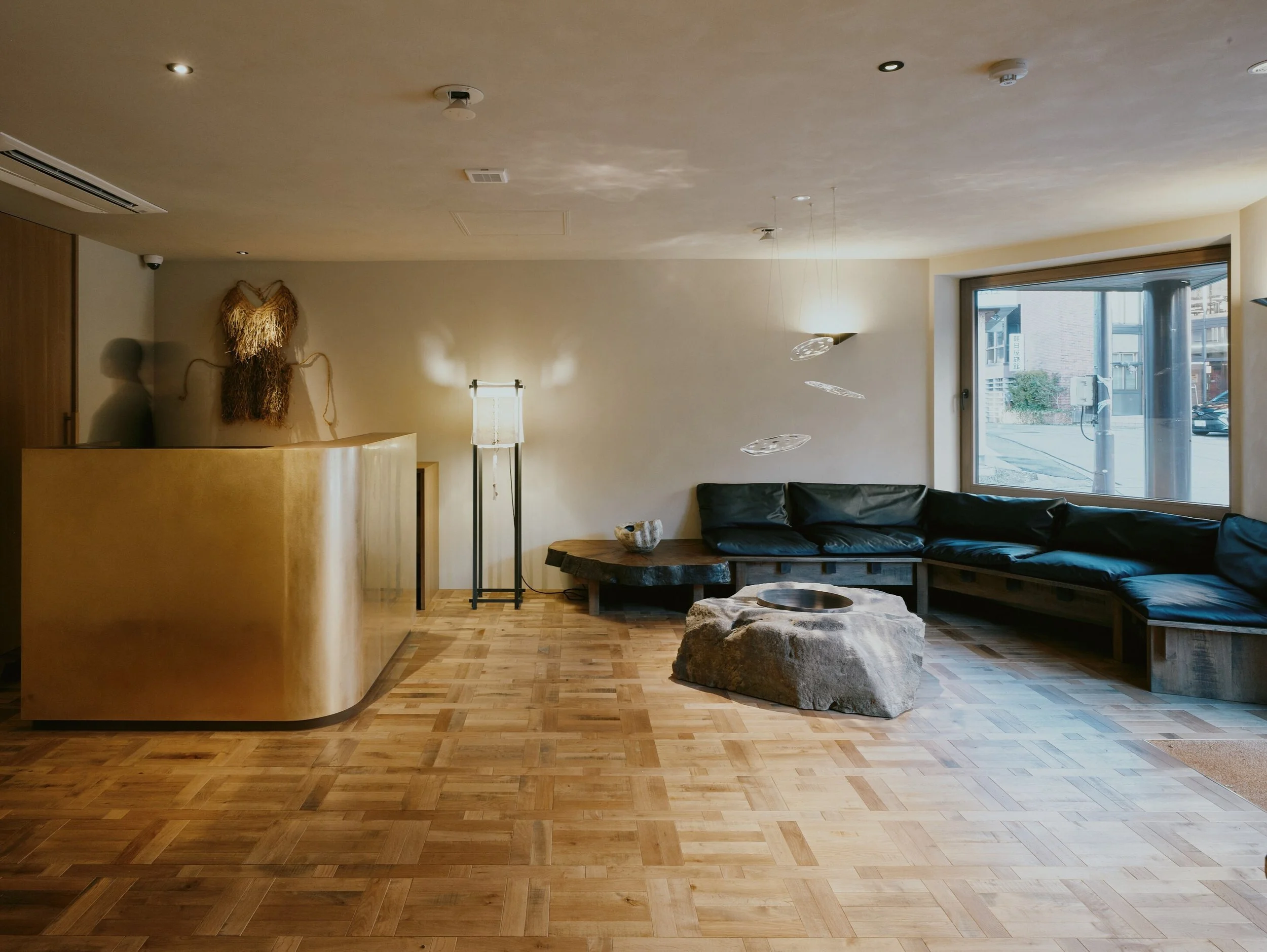 【長野・野沢温泉】築100年の旅館を再生。“火と水”をテーマにしたブティックホテル「mont」開業