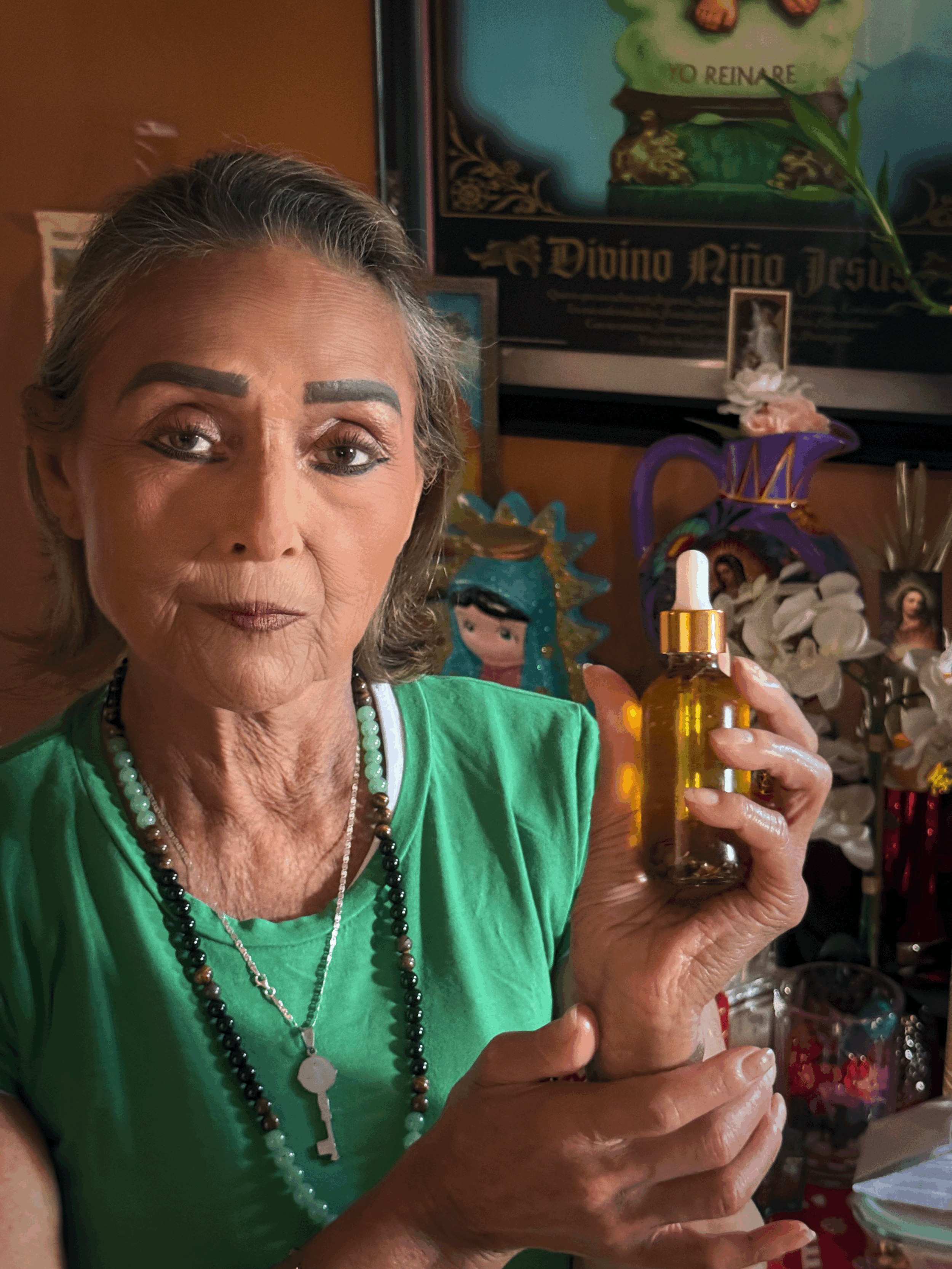 Grandma Guppy : Divino Niño Devotional Oil