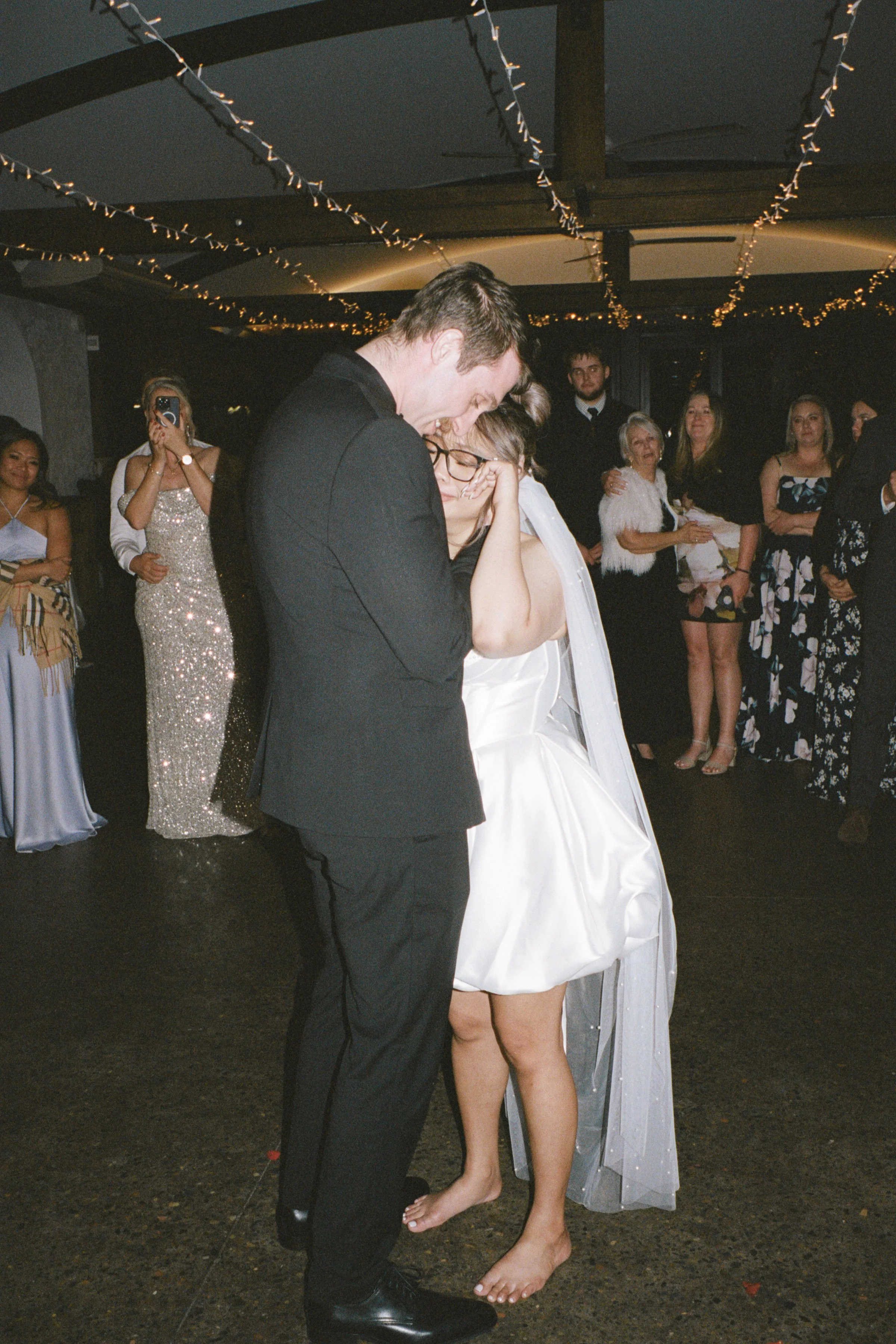Ashley_Connor_Sydney_Film_Wedding_Photographer_BarefootandBearded-53.jpg