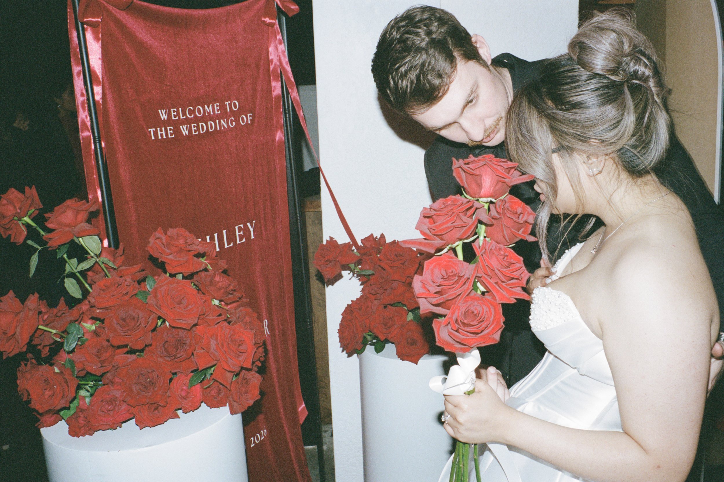 Ashley_Connor_Sydney_Film_Wedding_Photographer_BarefootandBearded-40.jpg