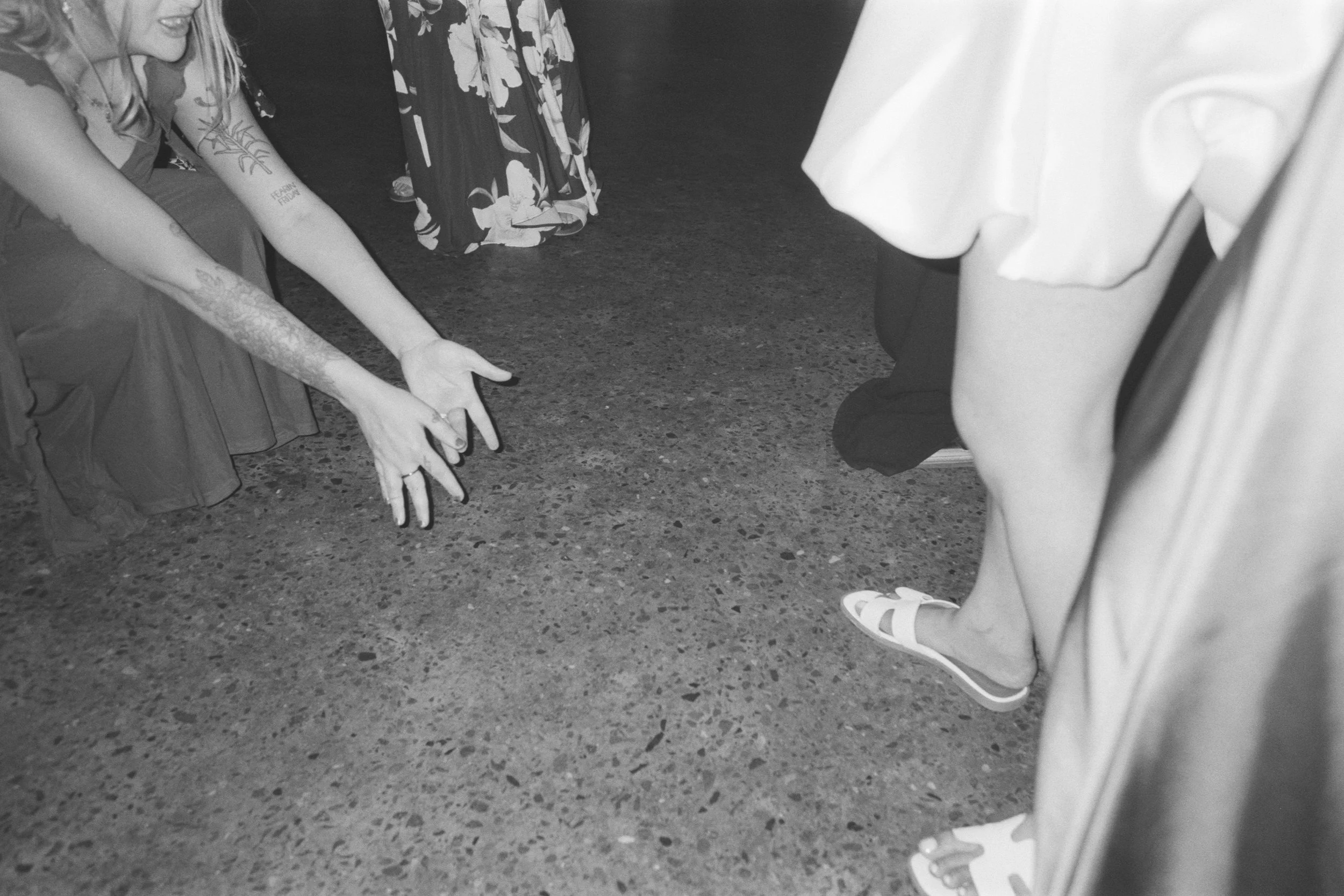 Ashley_Connor_Sydney_Film_Wedding_Photographer_BarefootandBearded-14.jpg