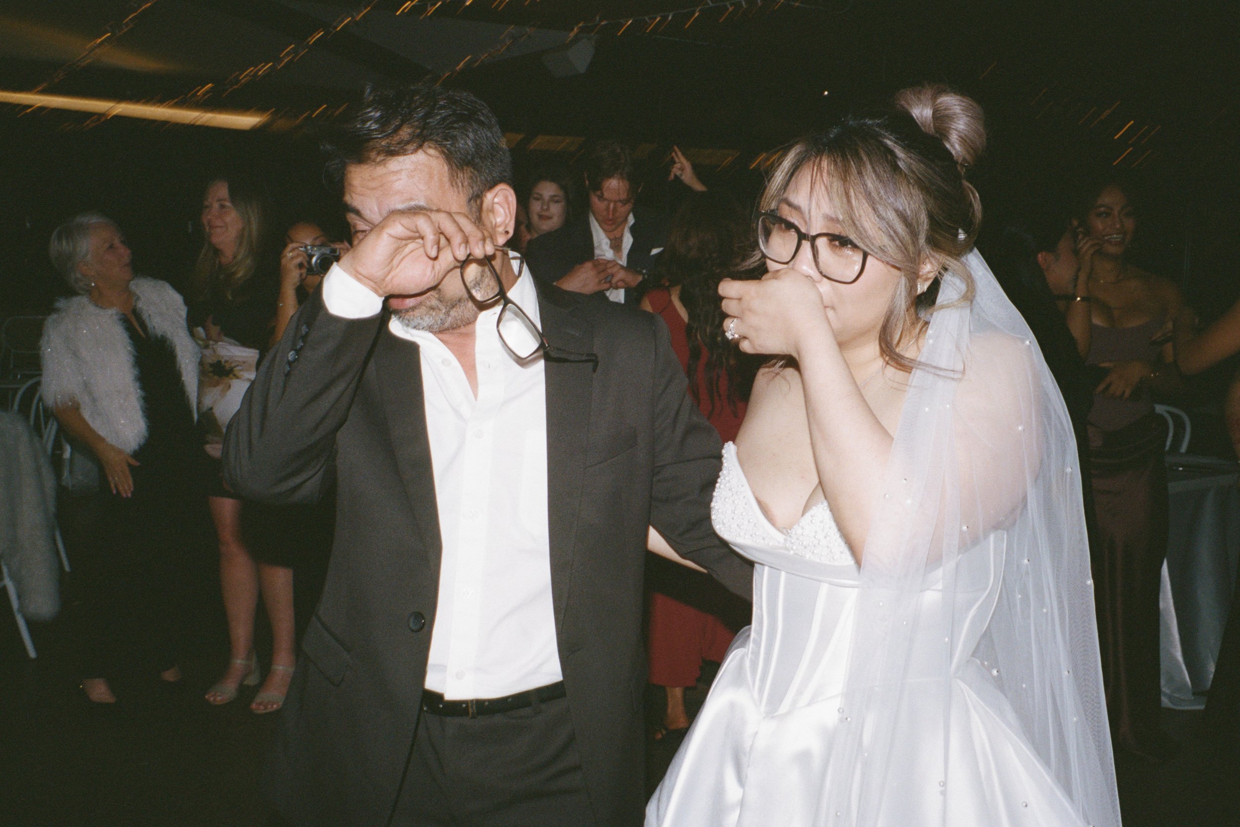 Ashley_Connor_Sydney_Film_Wedding_Photographer_BarefootandBearded-54.jpg