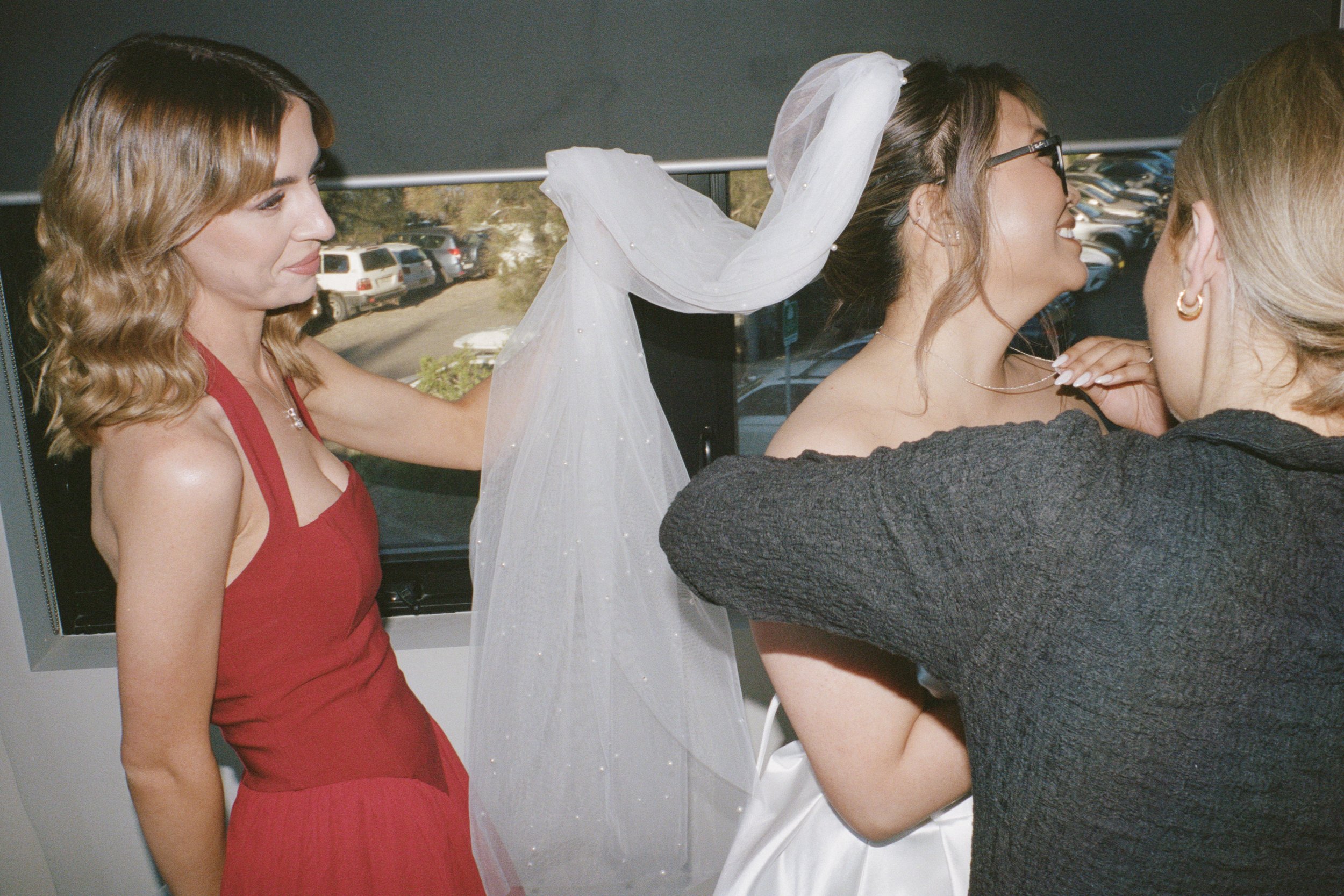 Ashley_Connor_Sydney_Film_Wedding_Photographer_BarefootandBearded-31.jpg