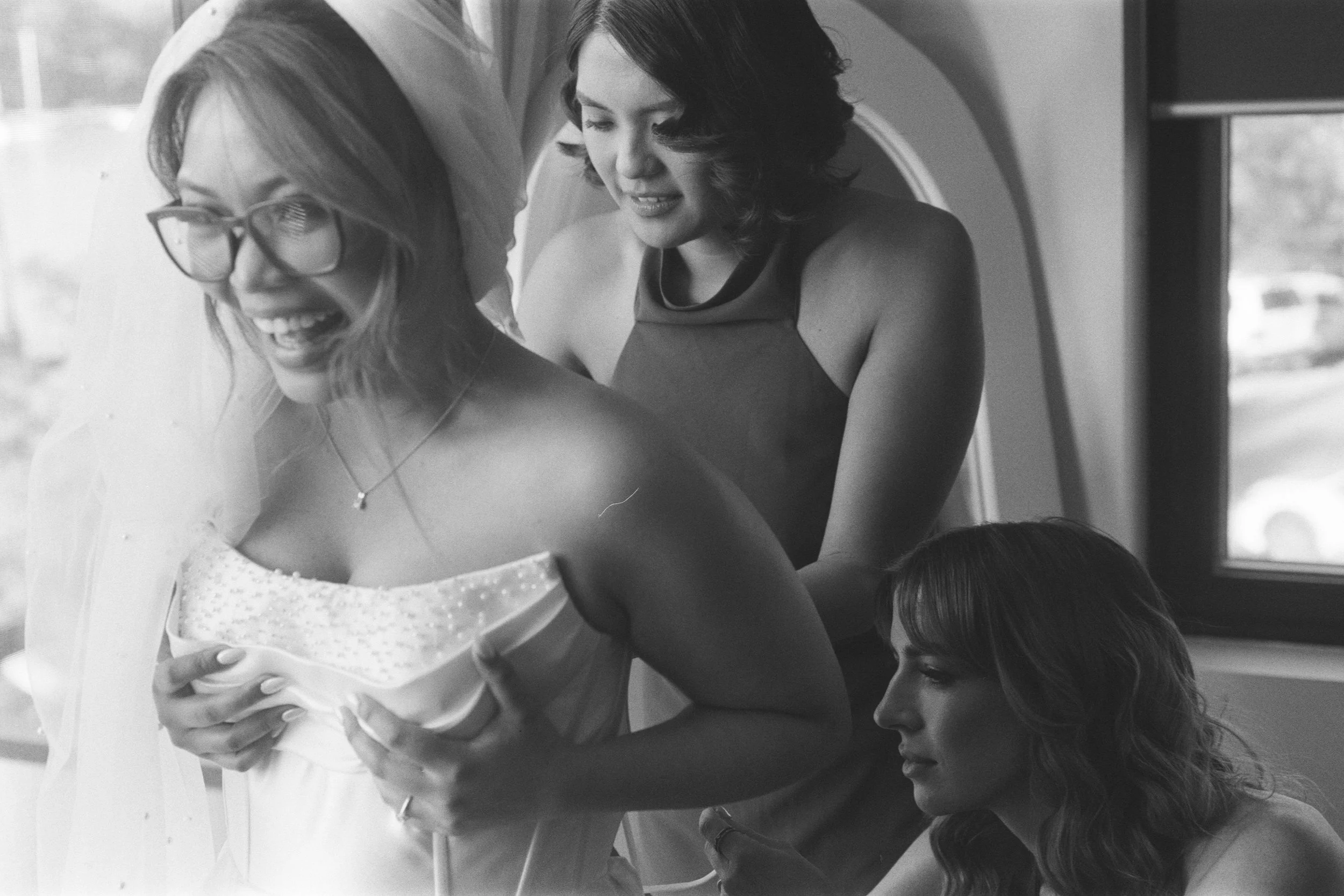 Ashley_Connor_Sydney_Film_Wedding_Photographer_BarefootandBearded-18.jpg