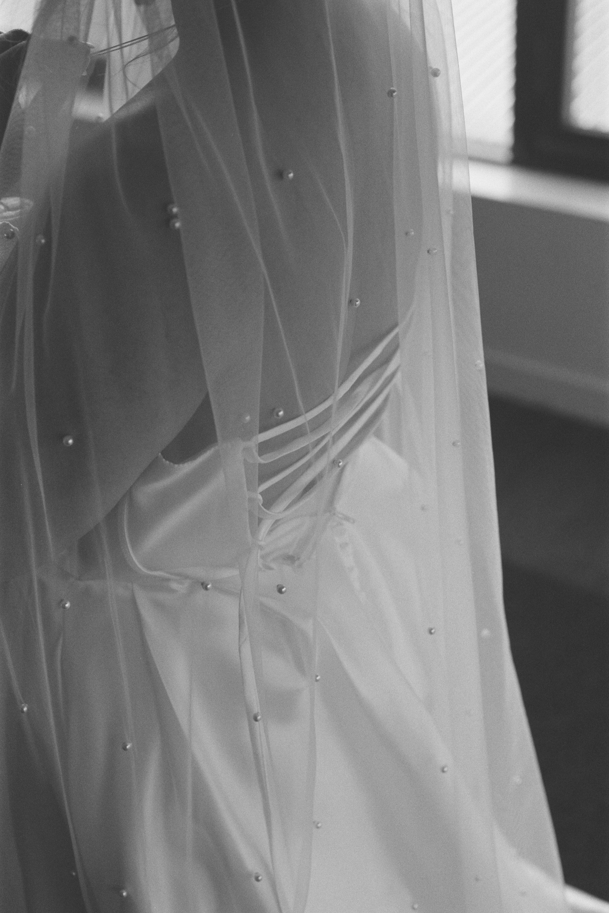 Ashley_Connor_Sydney_Film_Wedding_Photographer_BarefootandBearded-16.jpg