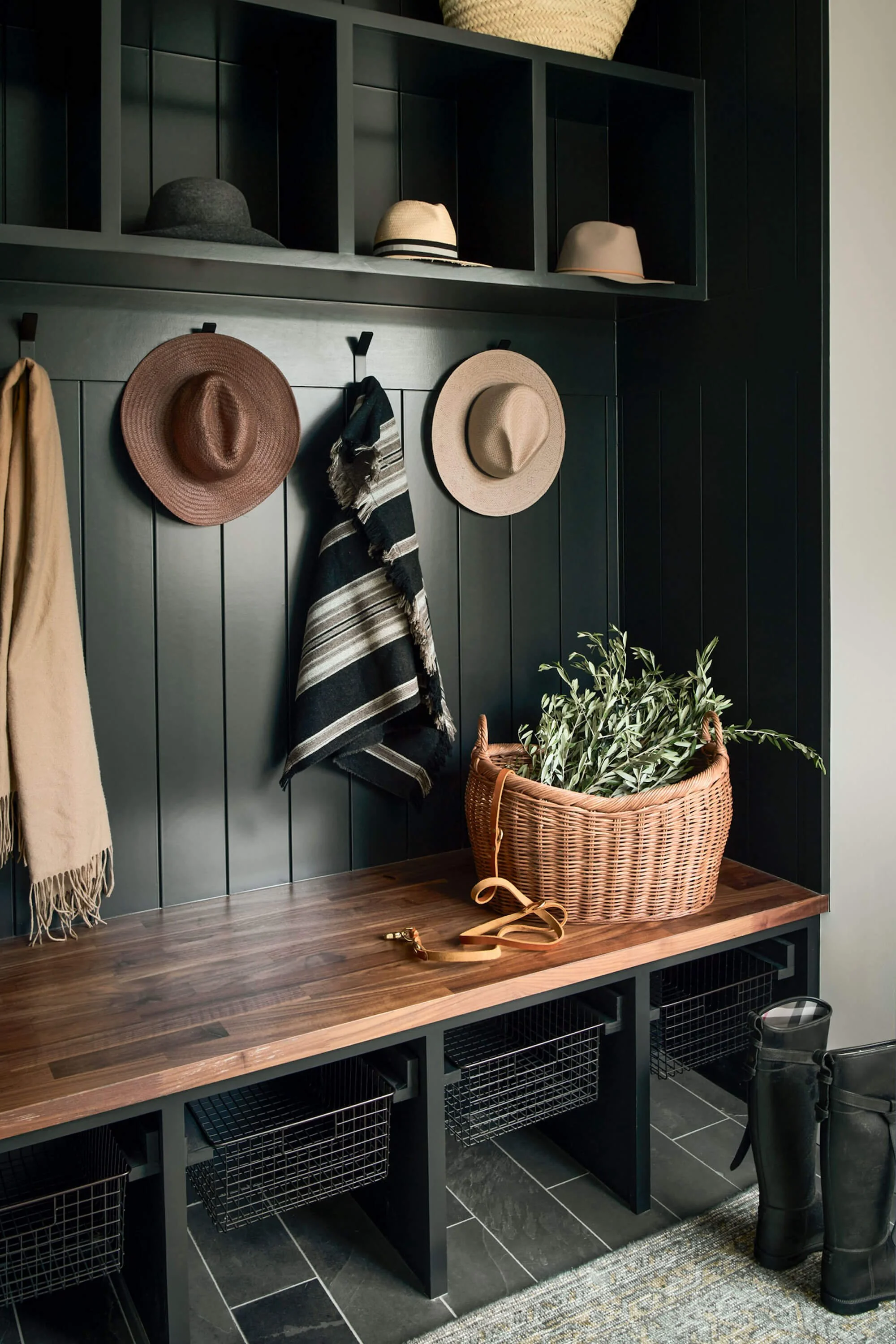 Shannon-Cassell-Becker-12-12-23-Mudroom-Web.jpg