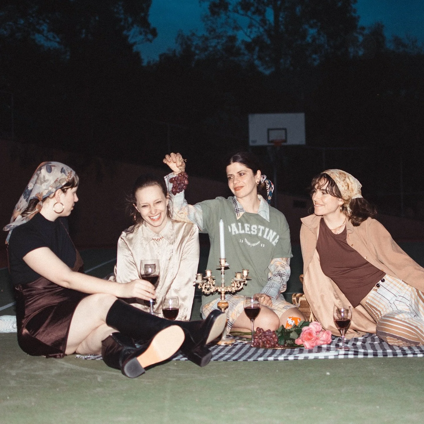 Free gig this Friday @rektango 💋💐

📸 @thisisgracechia 
&mdash;&mdash;&mdash;&mdash;&mdash;&mdash;

#womeninmusic #queermusic #originalmusic #hobartmusic