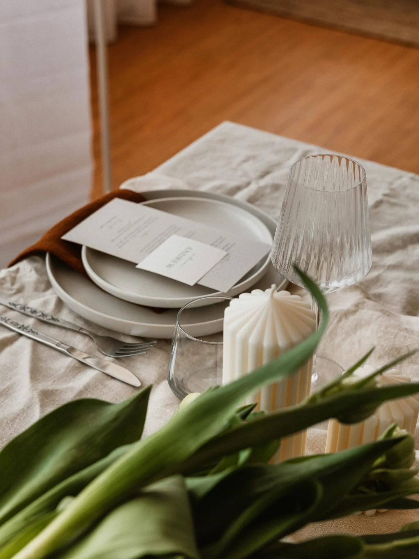 A new chapter ~
Just like every detail in a tablescape tells a story, so does our refreshed look. Thoughtfully styled, romantic at heart, and made to celebrate love in all its beauty.
Welcome to Pepperberry&amp;Co.

@aboutyesterdayphoto 
@moxomandwhi