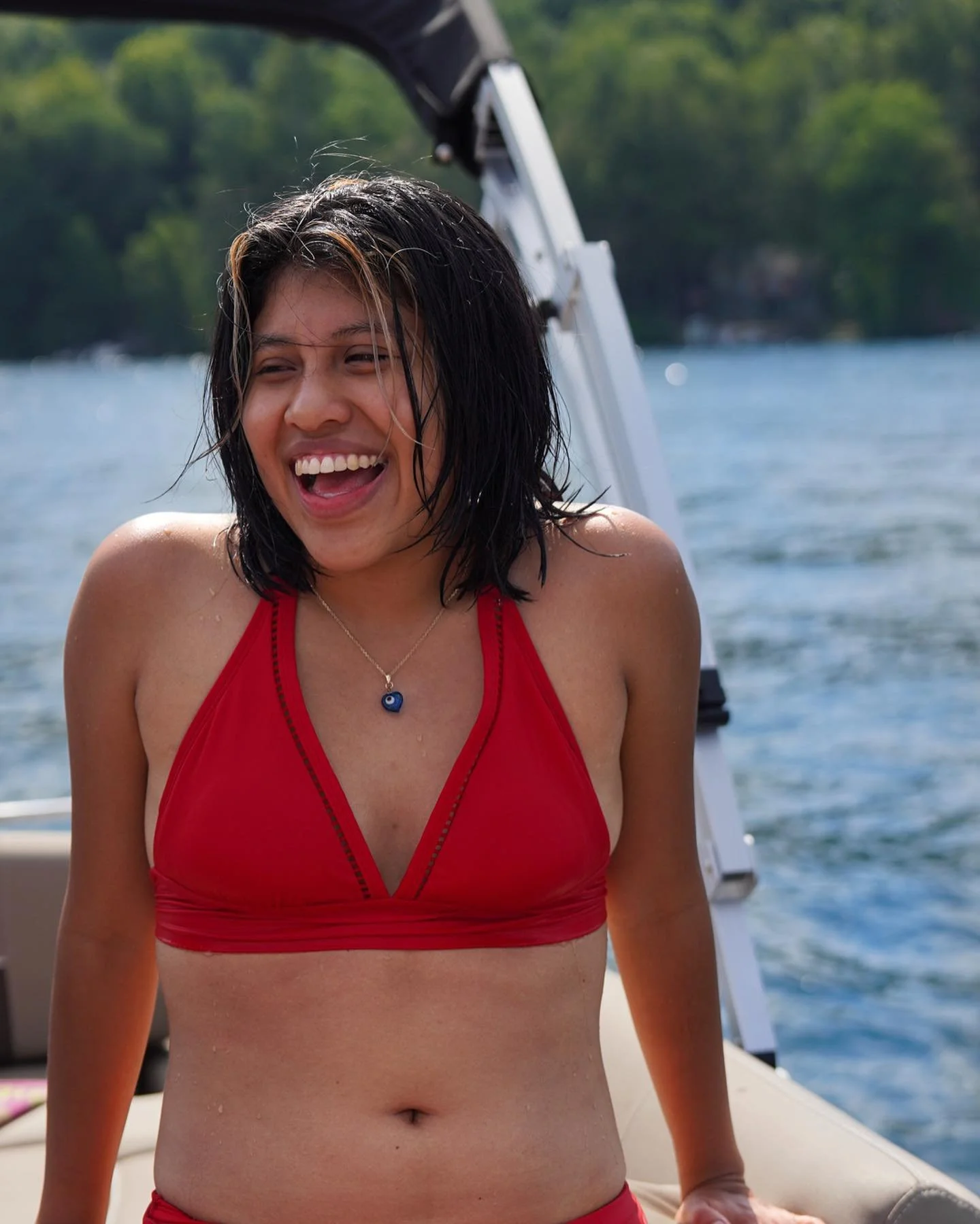 &Epsilon;&upsilon;&tau;&upsilon;&chi;ί&alpha;
&bull;
&bull;
&bull;
Shot at Lake Winnipesaukee, NH

#lake #lakephotography #photography #portraitphotography #lakewinnipesaukee #photographer #photooftheday #photoshoot