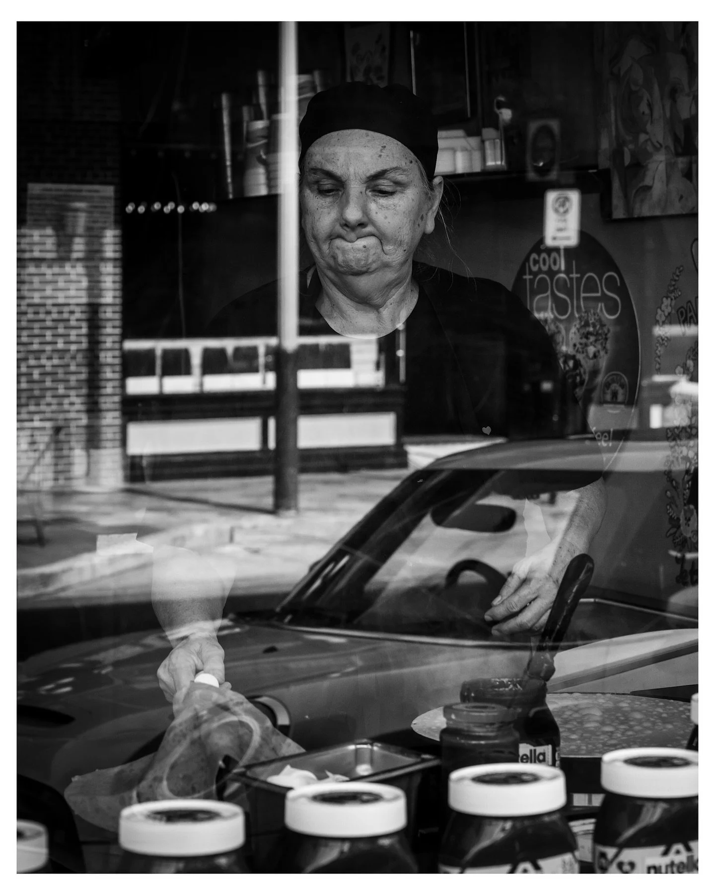 &ldquo;Outside&rdquo;.
.
.
.
.
.
#photography #street #photographer #bnw #art