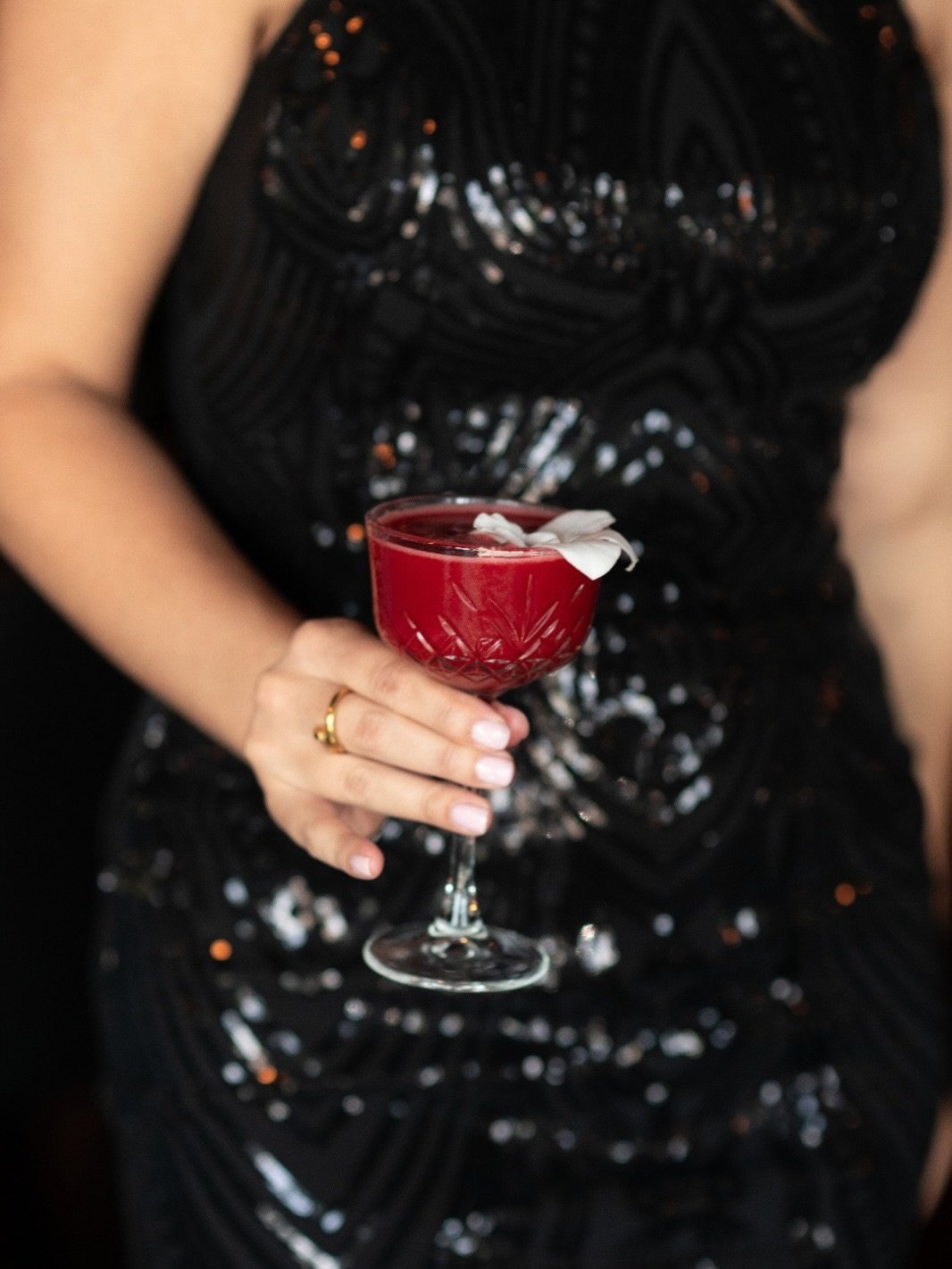 This Valentine&rsquo;s, step into something unforgettable.
Society Pizza Lounge blends romance, luxury ambiance, artisanal pizza, and curated cocktails to create Santa Clarita&rsquo;s most alluring Valentine&rsquo;s experience.