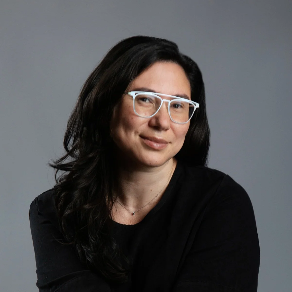 kansas city-based printmaker and artist lisa maione of KCAI headshot