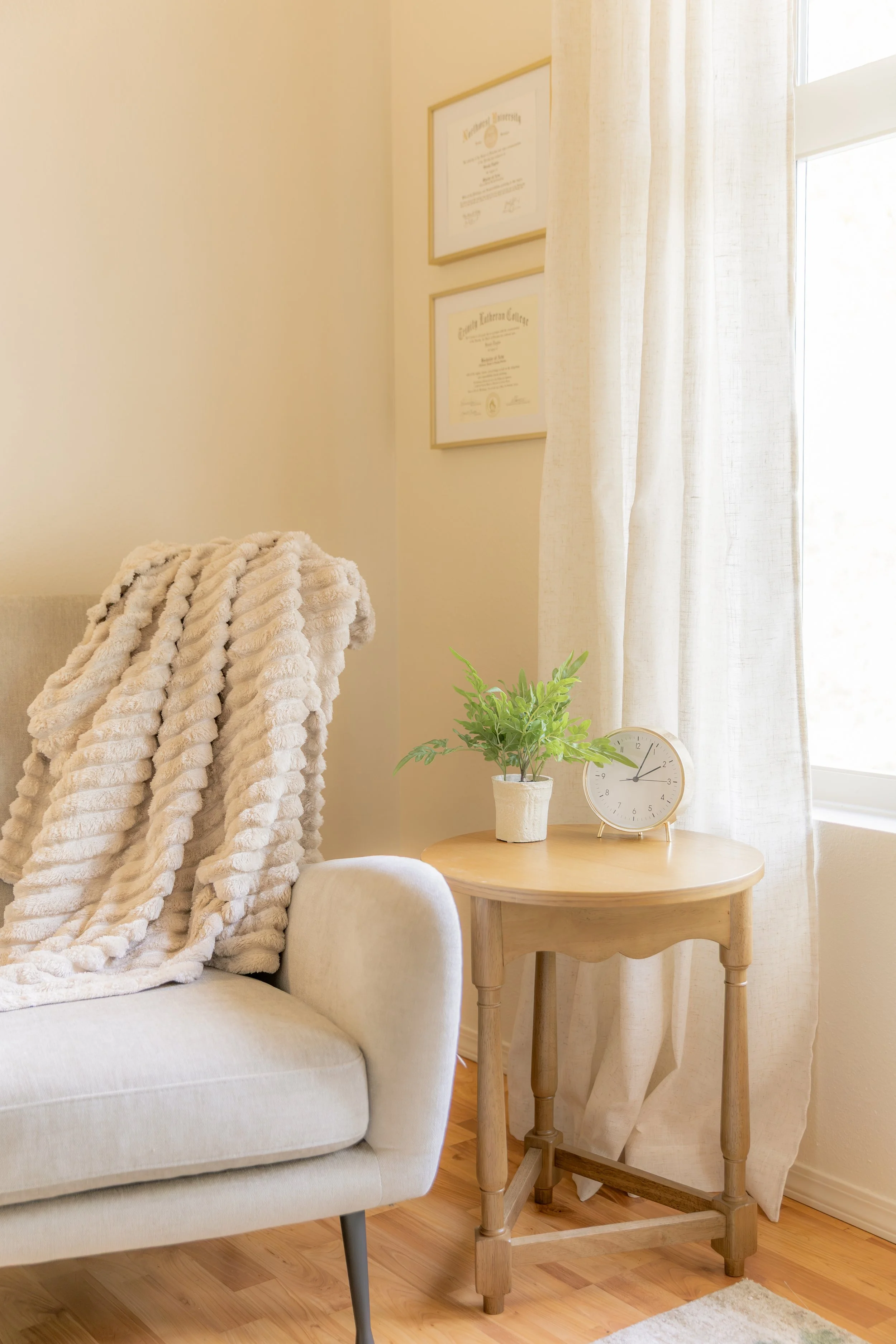 Sarah Taylor Counseling_9776.jpeg