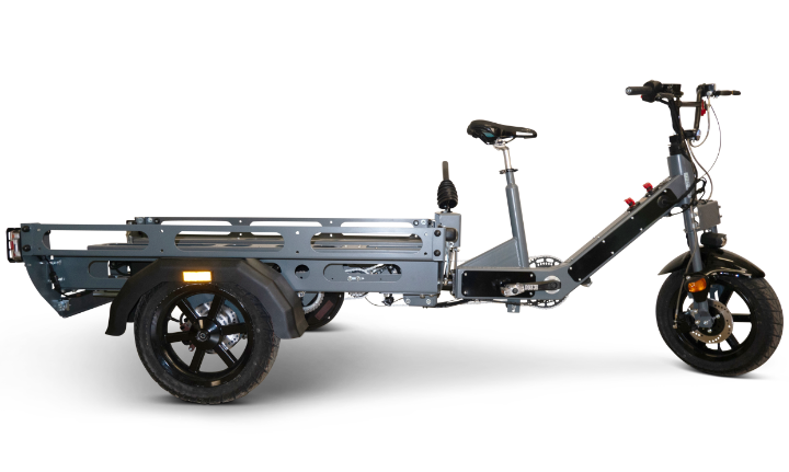 Laplandar L-250 trehjulet el-arbejdscykel med langstrakts fladlad til tung godstransport.