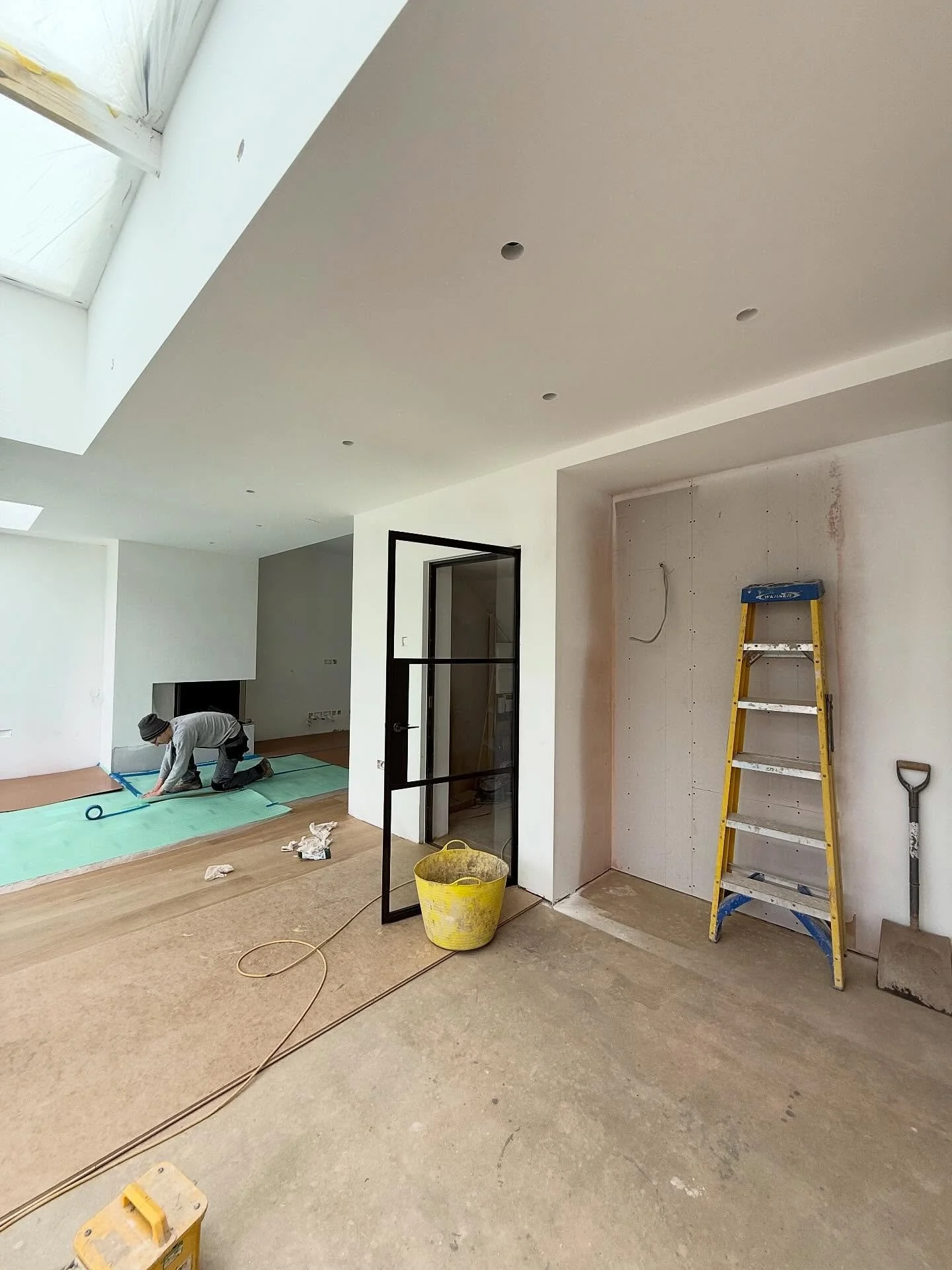 Exciting progress on our Wimbledon project - timber flooring going down and the space being prepared for the kitchen installation in a few weeks. Now the decoration is starting, the light in the space is really coming through - really excited about s