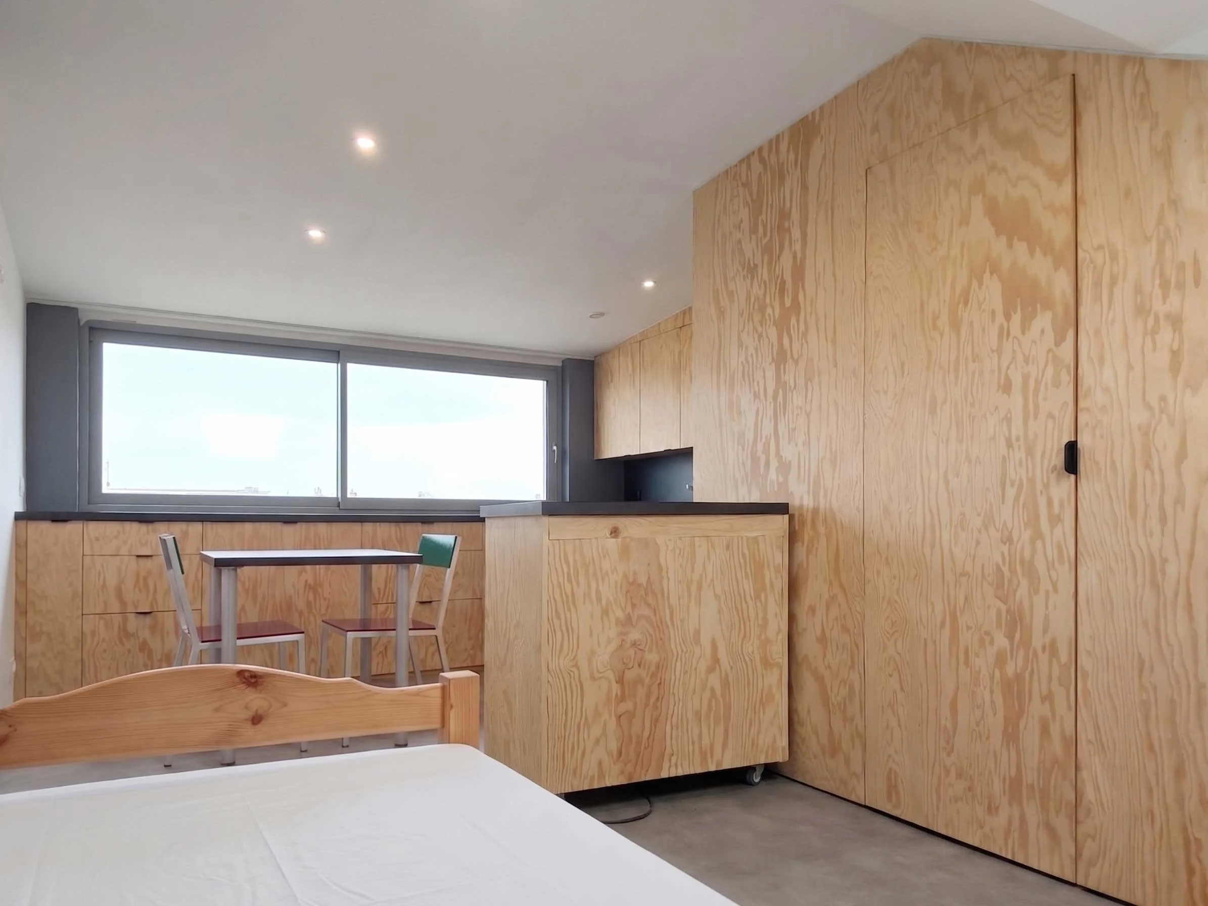 FVCR---Vue-opposée-du-studio.jpg