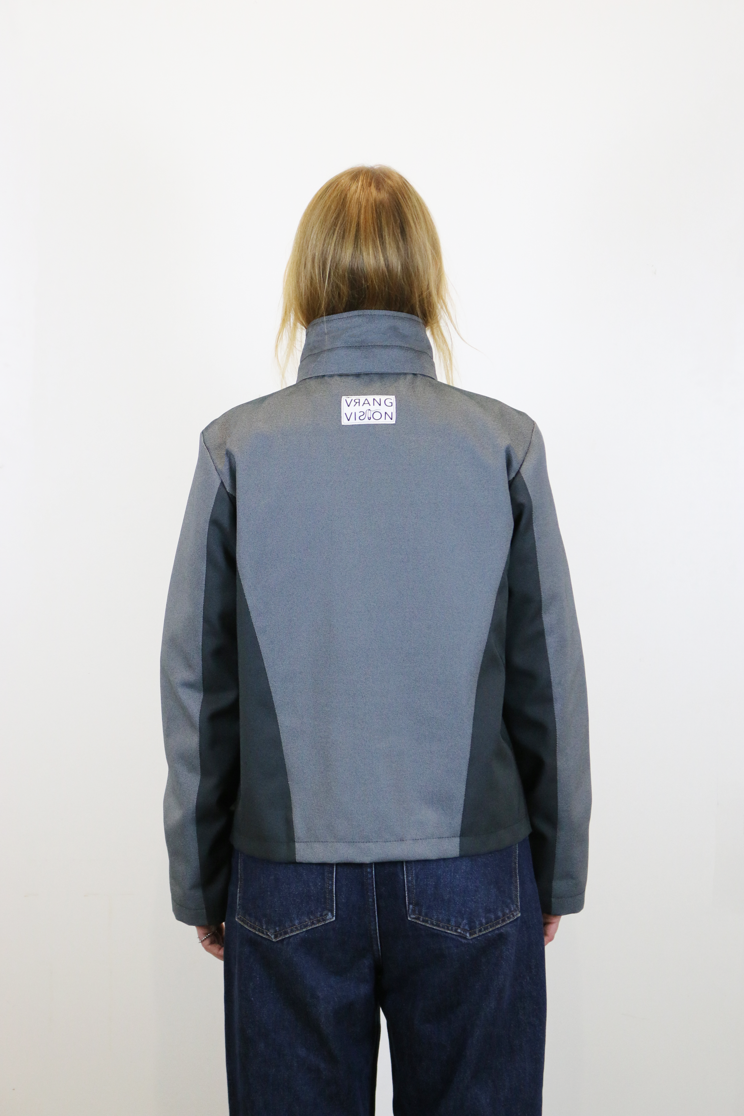 Nadia shell back PNG.png