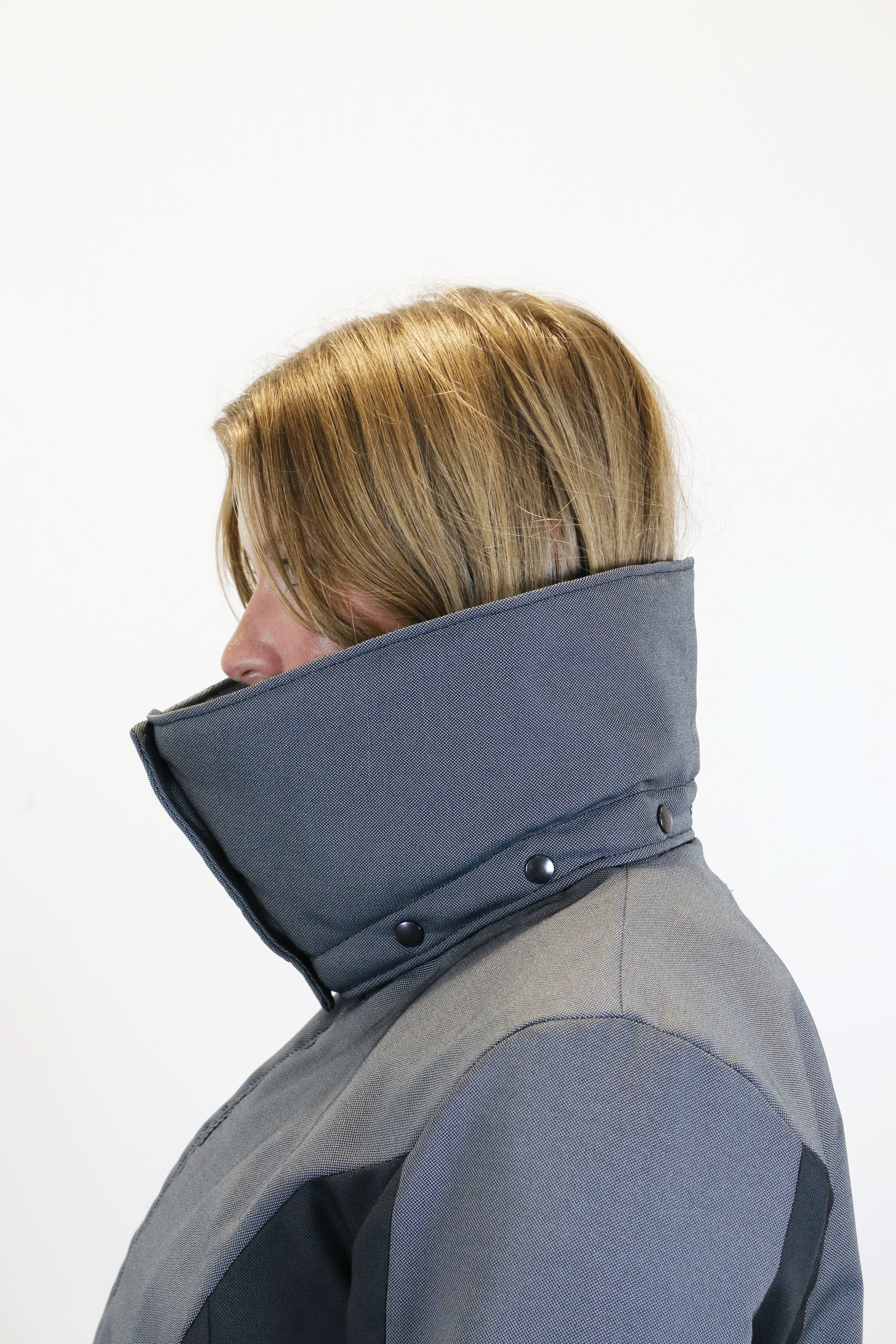 Erin collar side PNG.png