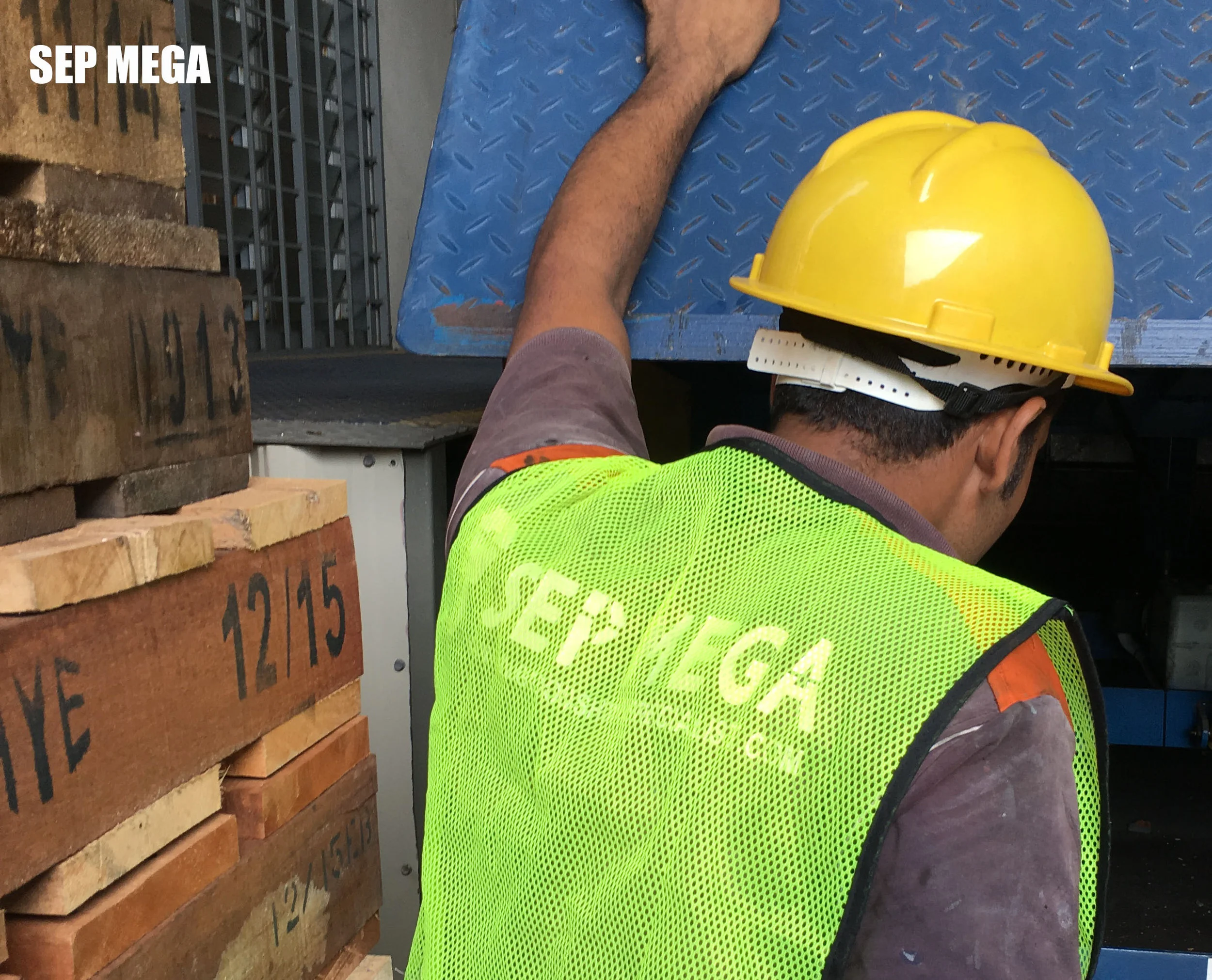 dock leveler malaysia services & repair