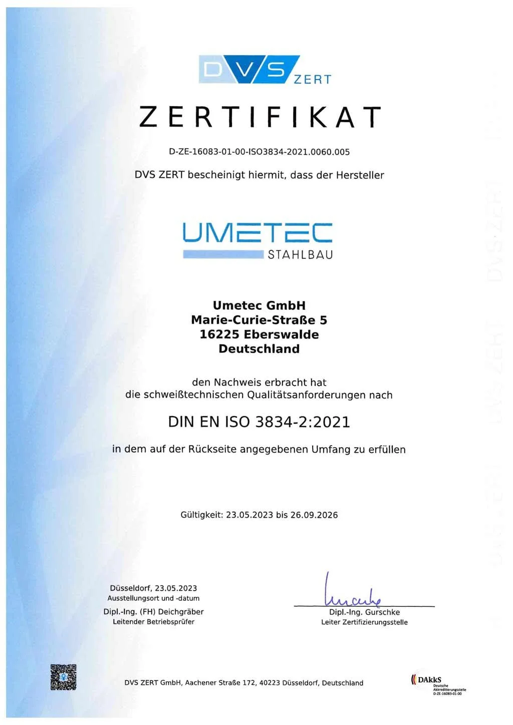 Zertifikat von DVS ZERT für Umetec GmbH, ausgestellt am 23. Mai 2023, gültig bis 26. September 2026, nach DIN EN ISO 3834-2:2021, mit Adresse in Eberswalde, Deutschland.
