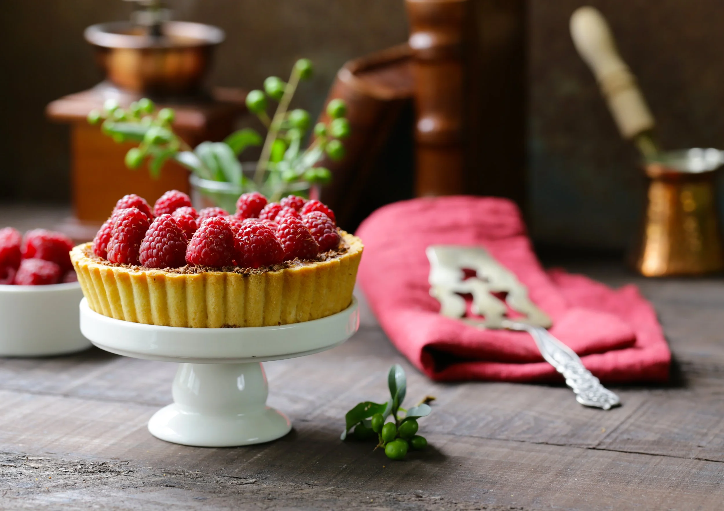 tart-with-fresh-raspberries-2025-03-08-02-30-07-utc.jpg
