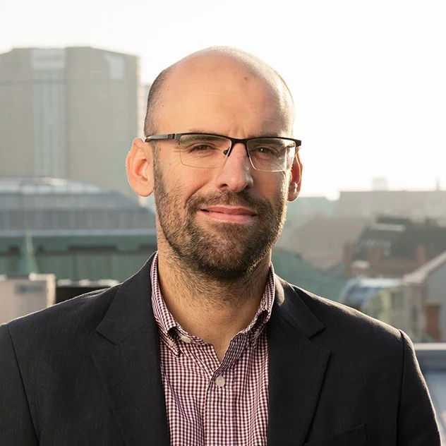 Patrik Sterky Styrelseordförande Civilingenjör 070-356 55 62 patrik.sterky@kreera.nu