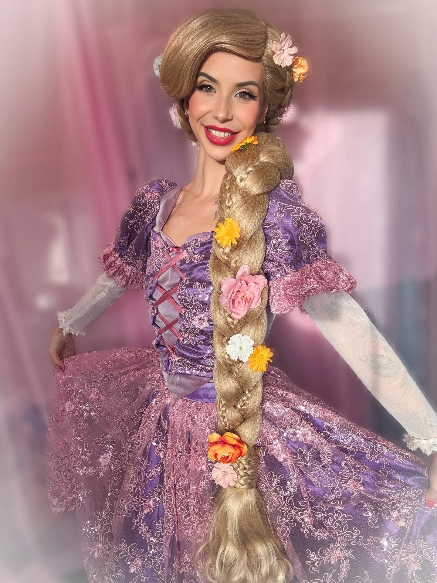 Rapunzel wanted to show you her new dress and to let you know she&rsquo;s working hard on her first batch of children&rsquo;s hair pieces which will be ready to shop very soon! 👸🏼🌸🌞

These aren&rsquo;t going to be just any braids&hellip; watch th