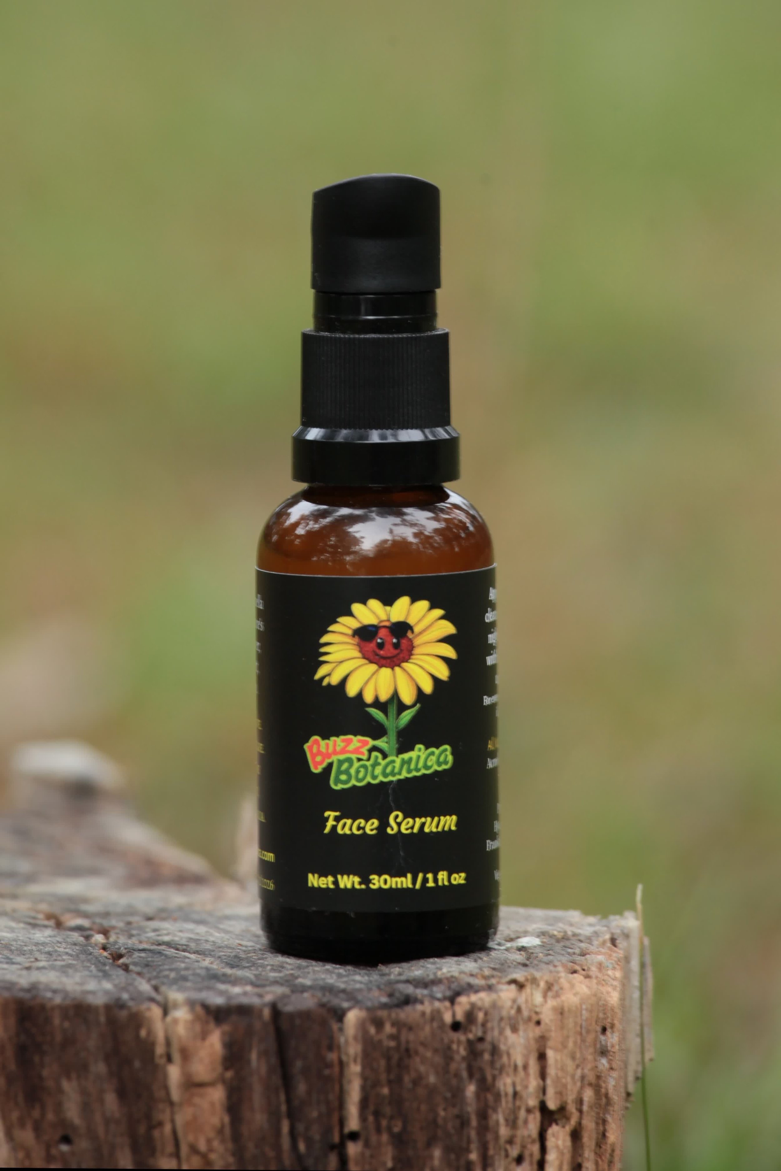 Buzz Botanica Face Serum 30ml bottle with free 1gm dried flowers to try