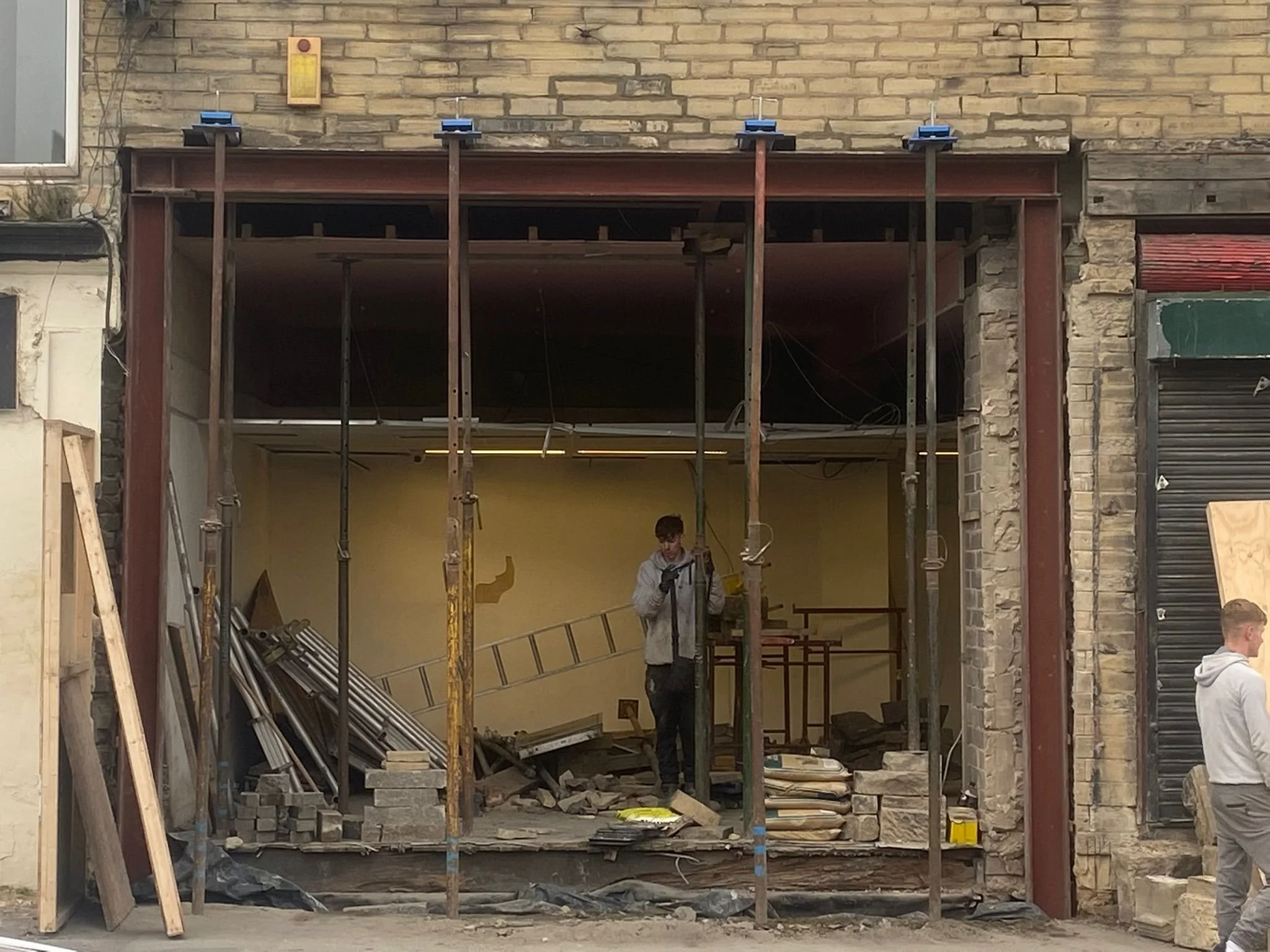 PHOTO-2025-08-28-12-00-32 8.jpg