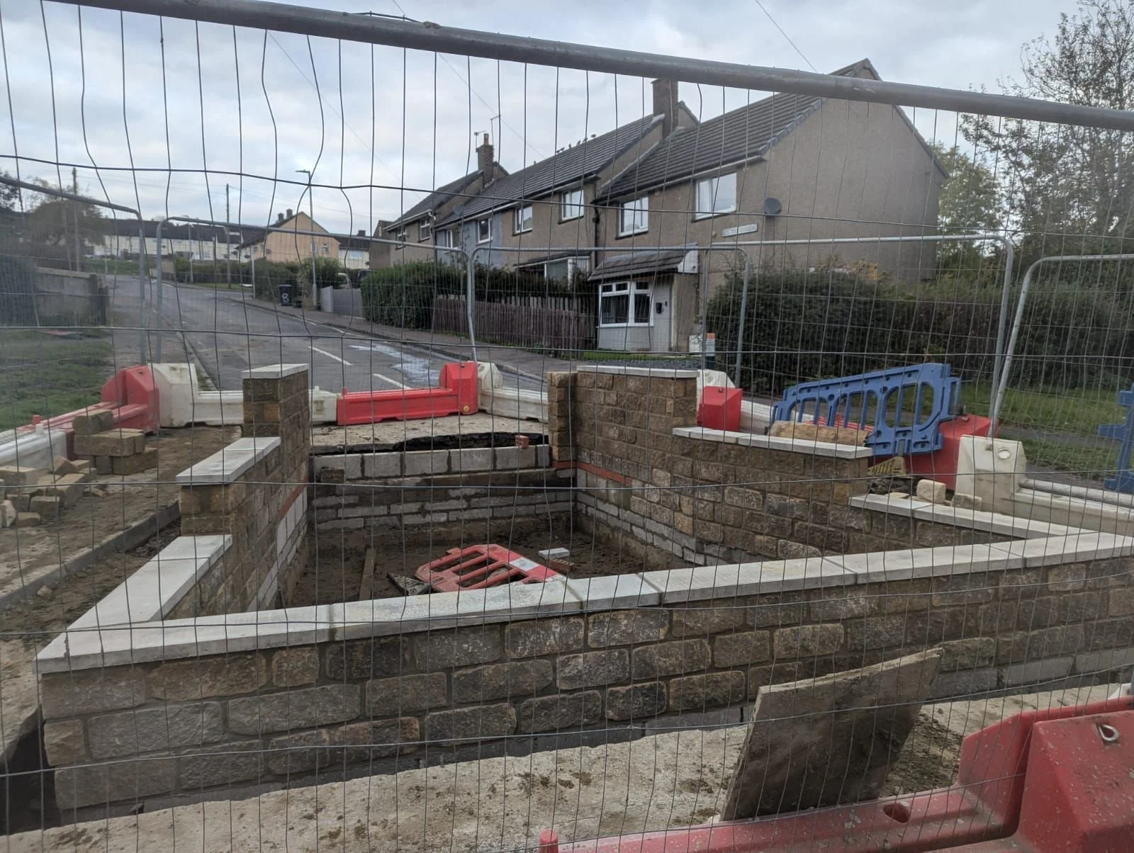 PHOTO-2025-08-28-12-00-30 8.jpg