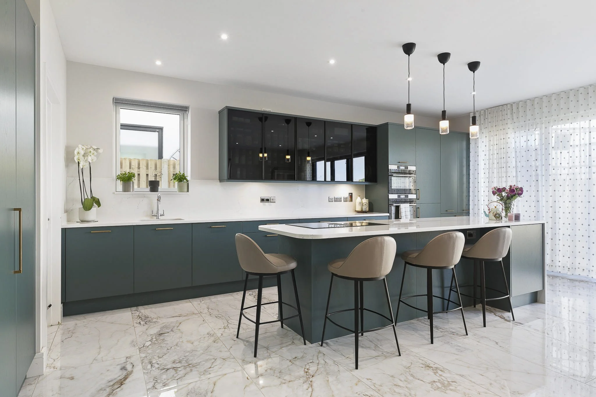 17interiors _PropertyPIx.jpg