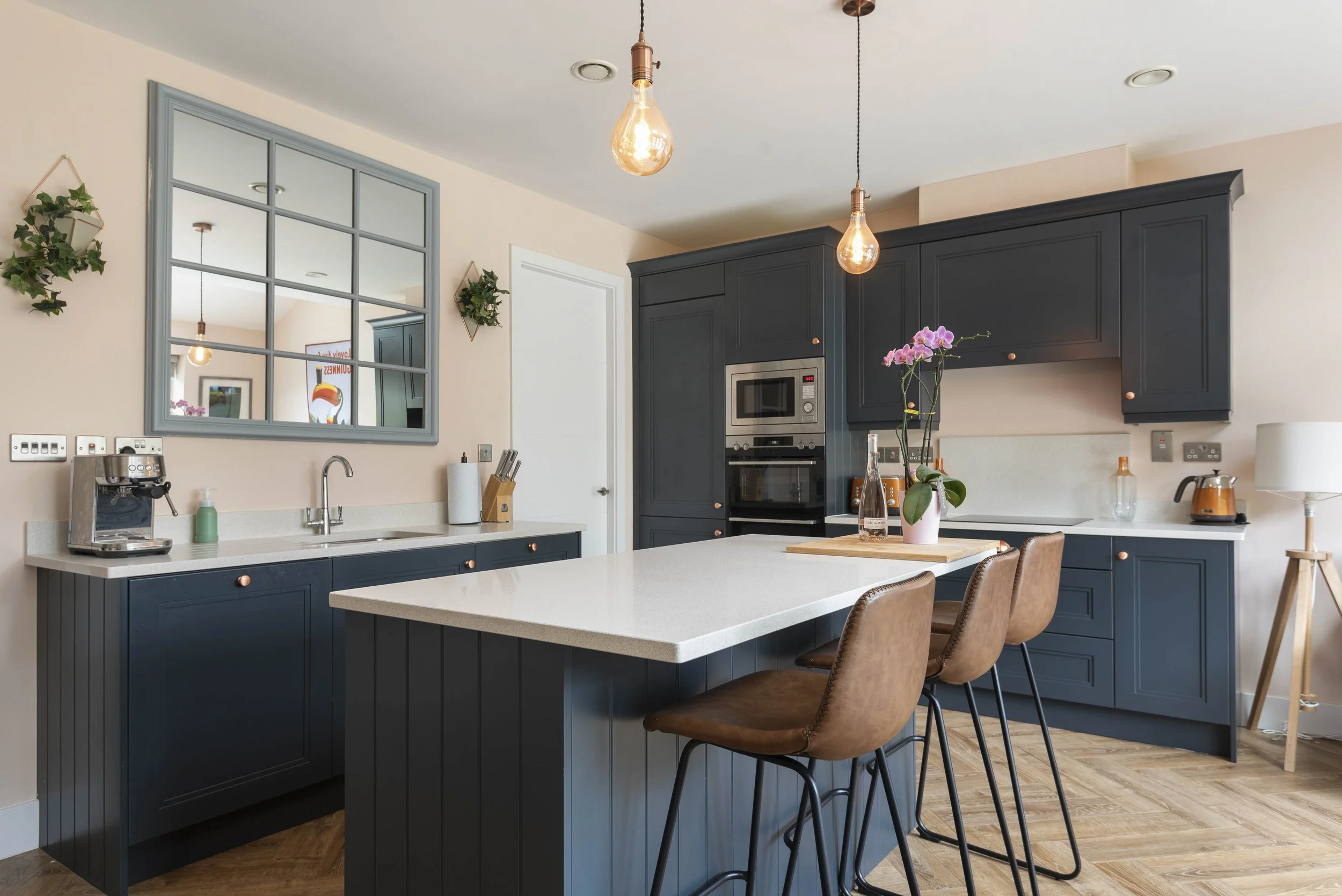 54interiors _PropertyPIx.jpg