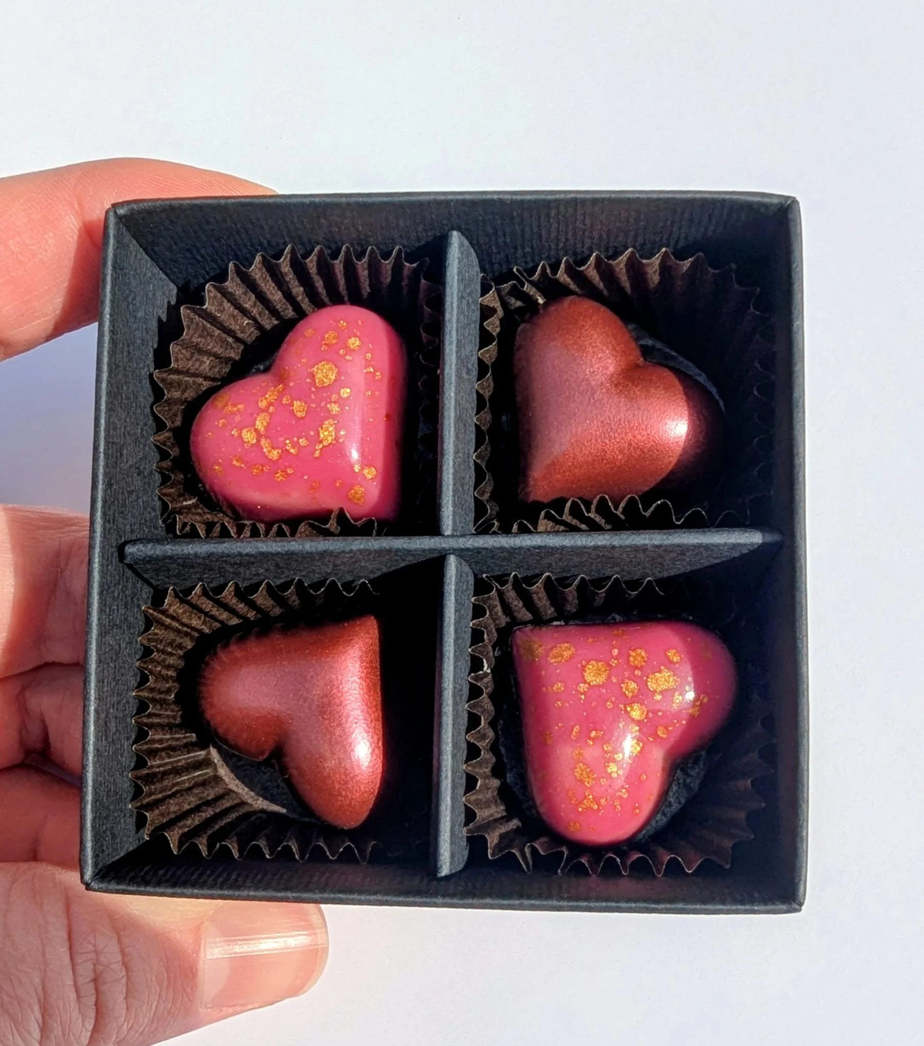 Pralinen Herzen, Schoko und Pink Gelb gesprenkelt