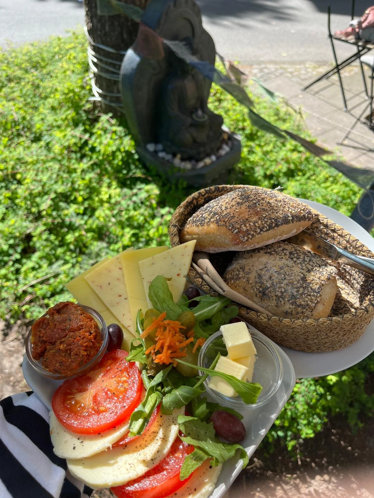 Frühstück draußen