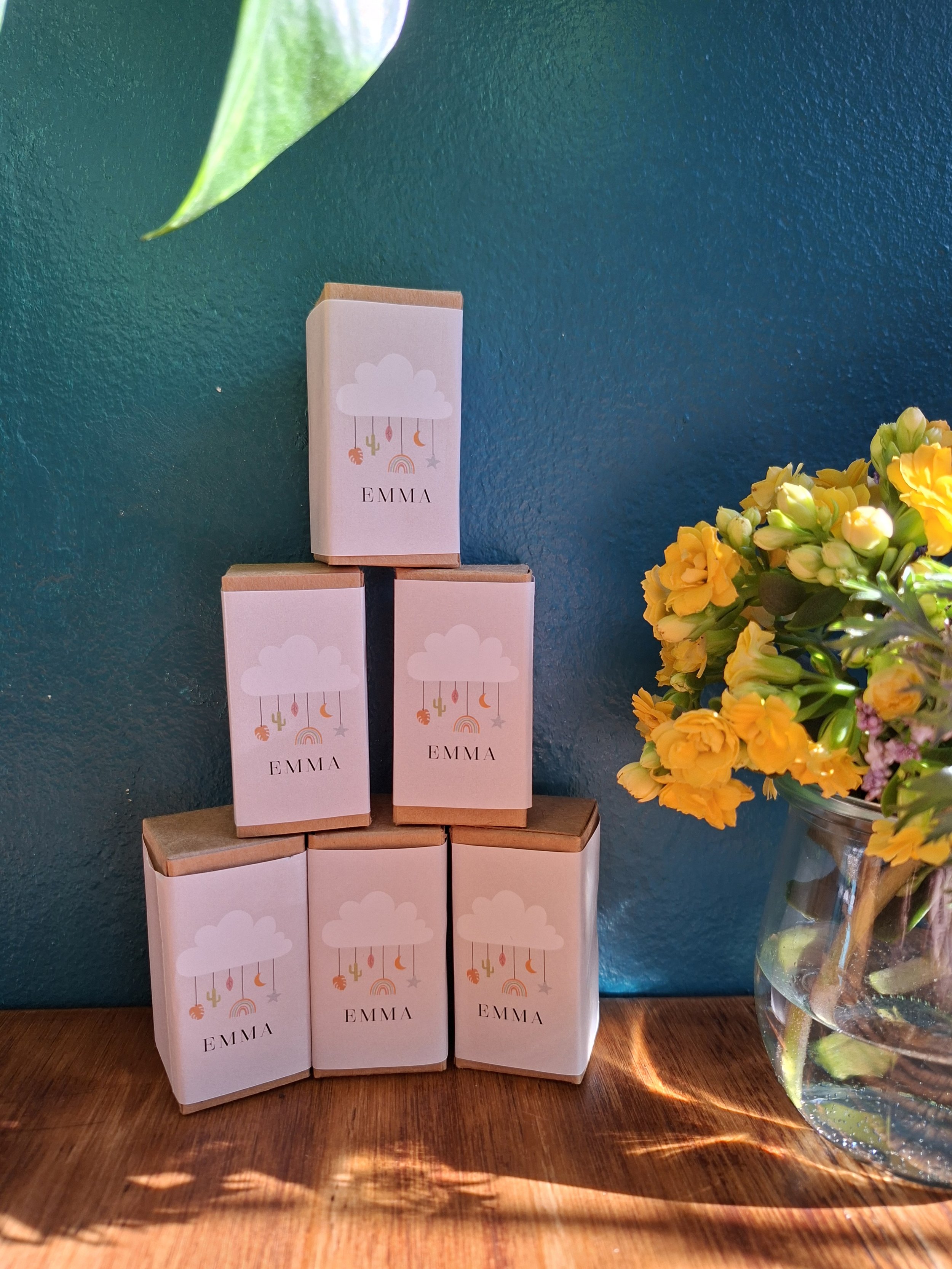 Designidee zur Geburt mit Regenbogen