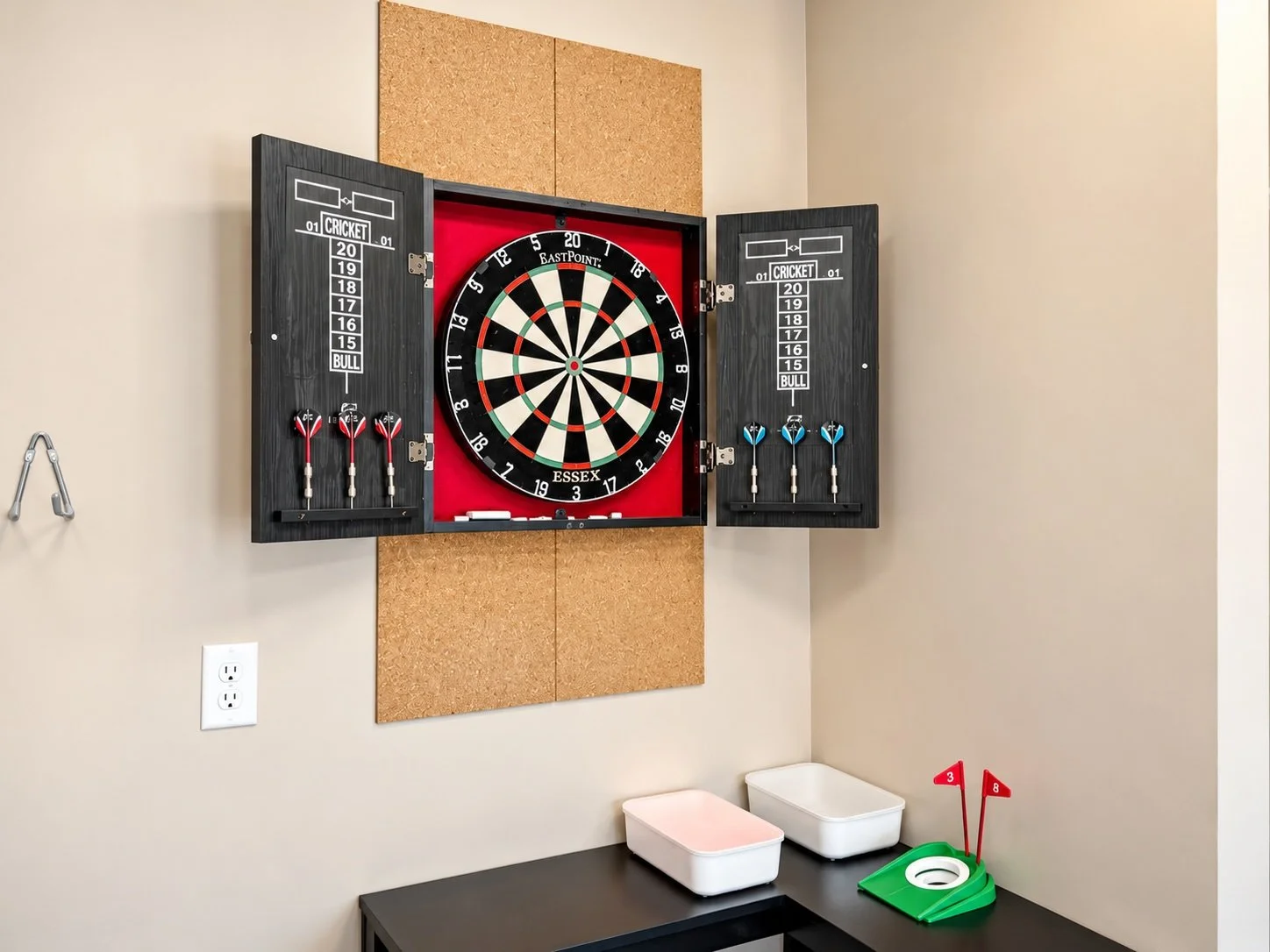 garage-game-room-003.jpg