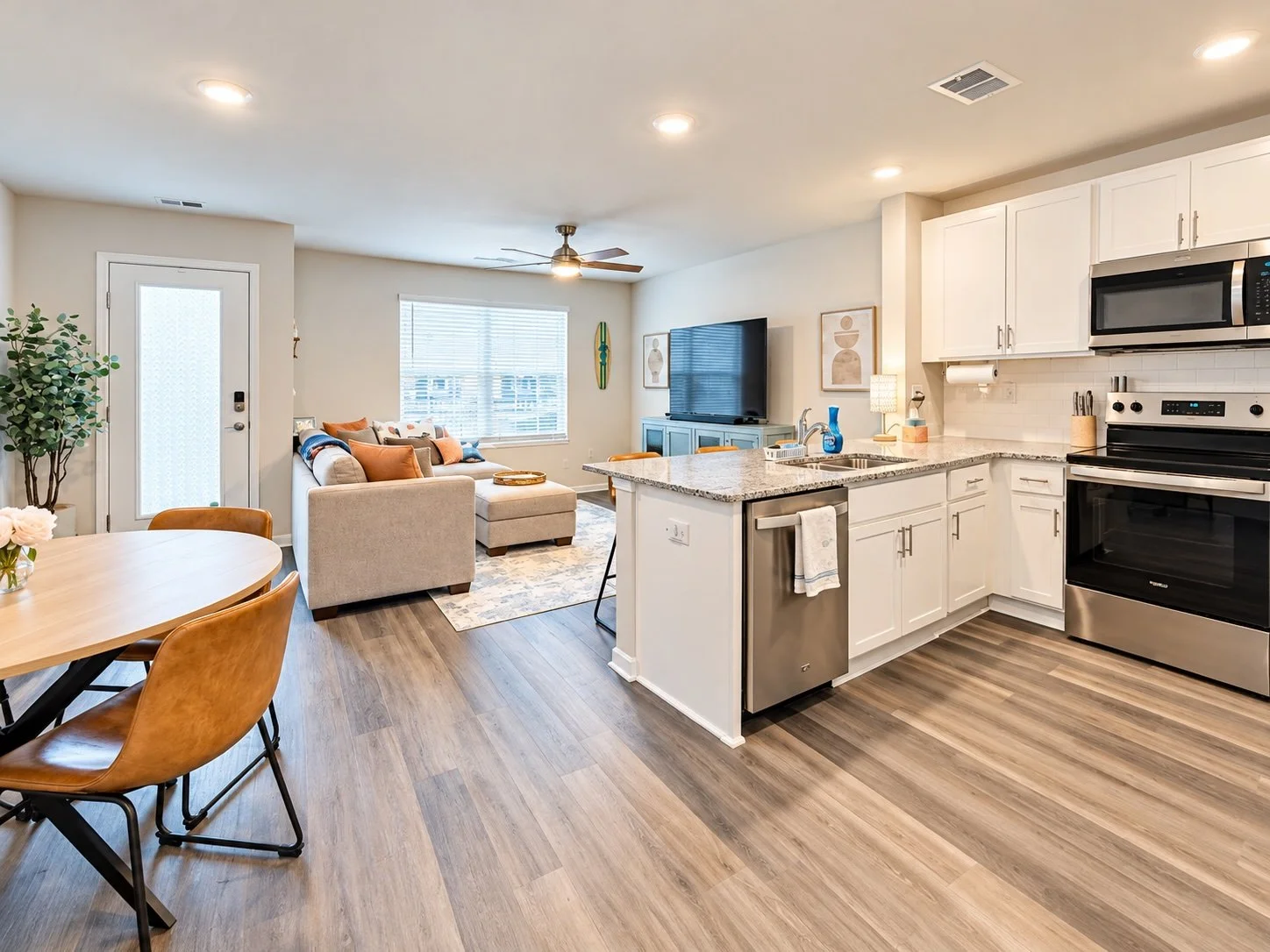 kitchen-living-dining-001.jpg