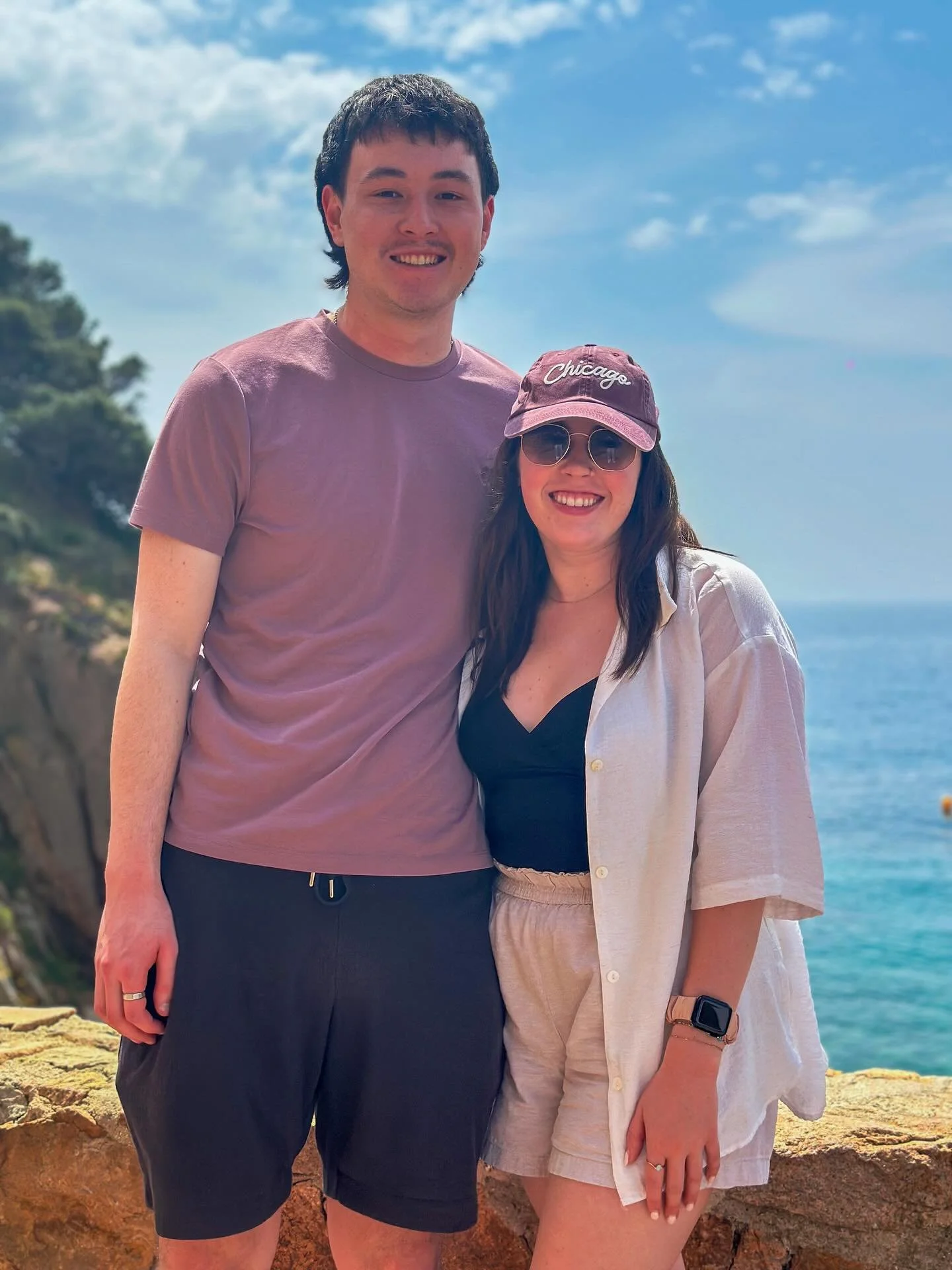 Spent so long building up the courage to ask someone in Spanish to take our photo and instead asked them if I could pay 🤦&zwj;♀️ A beach weekend was nice though 🥰