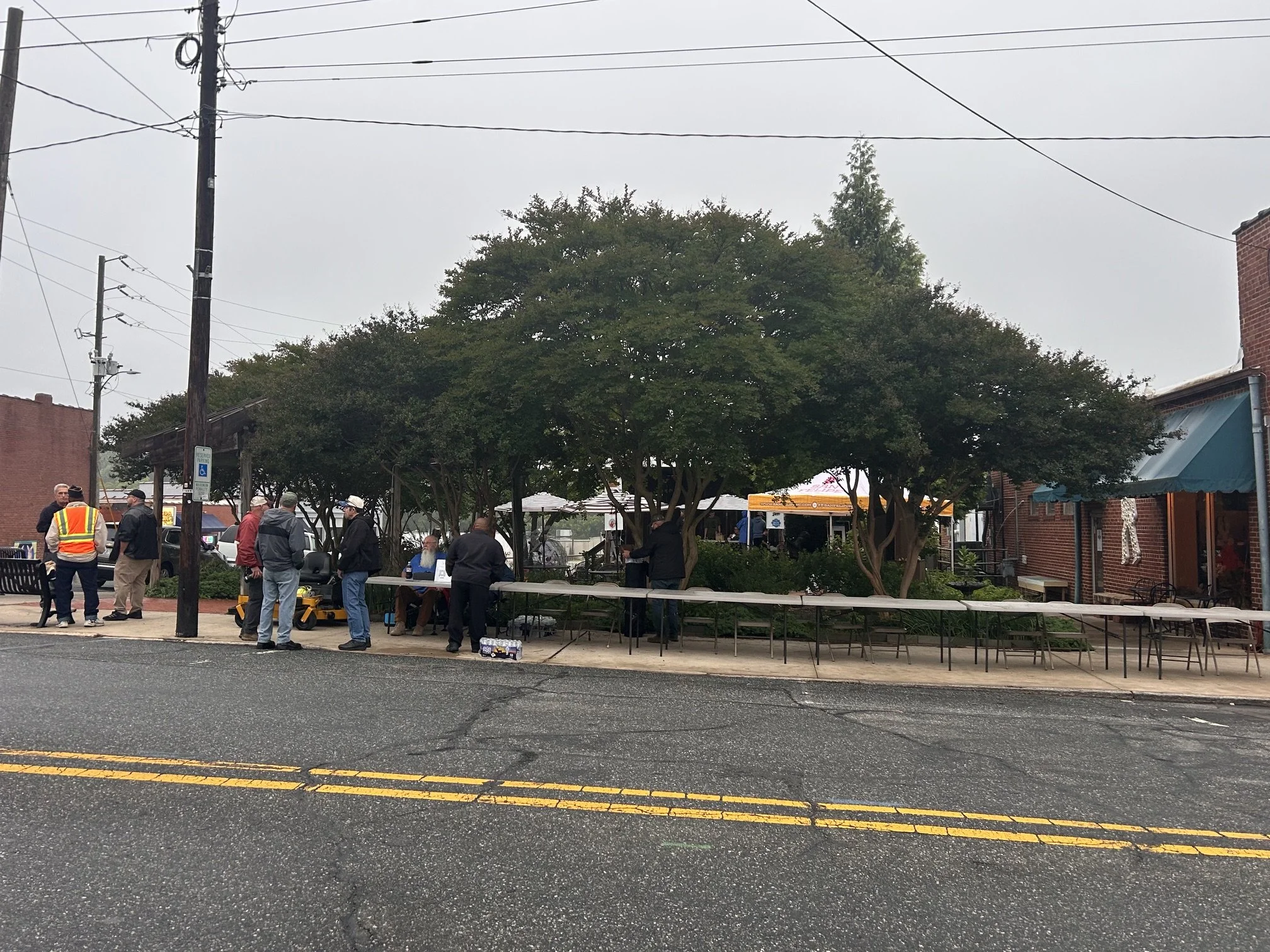 People beginning to arrive