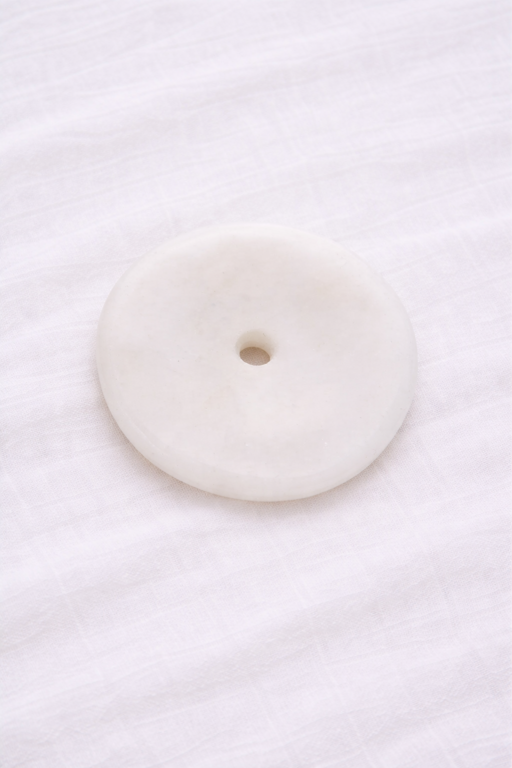 single selenite holder linen.png