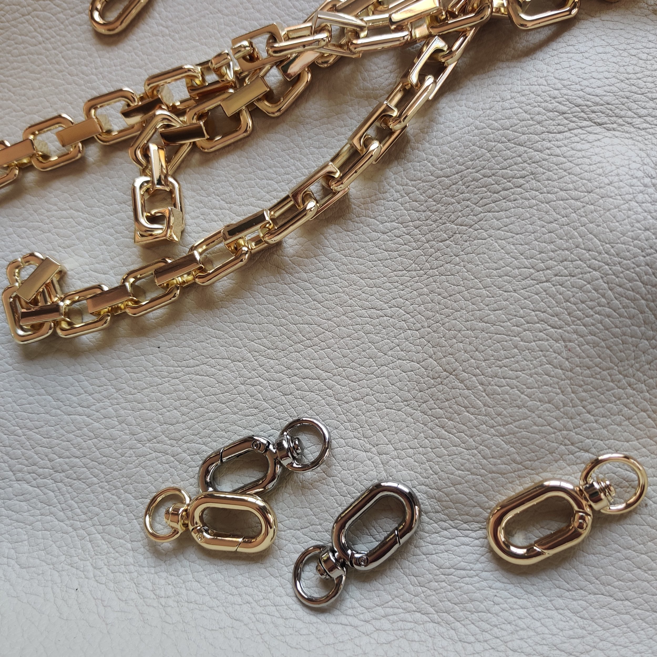 BU.MBelt_gold and silver_02.jpg