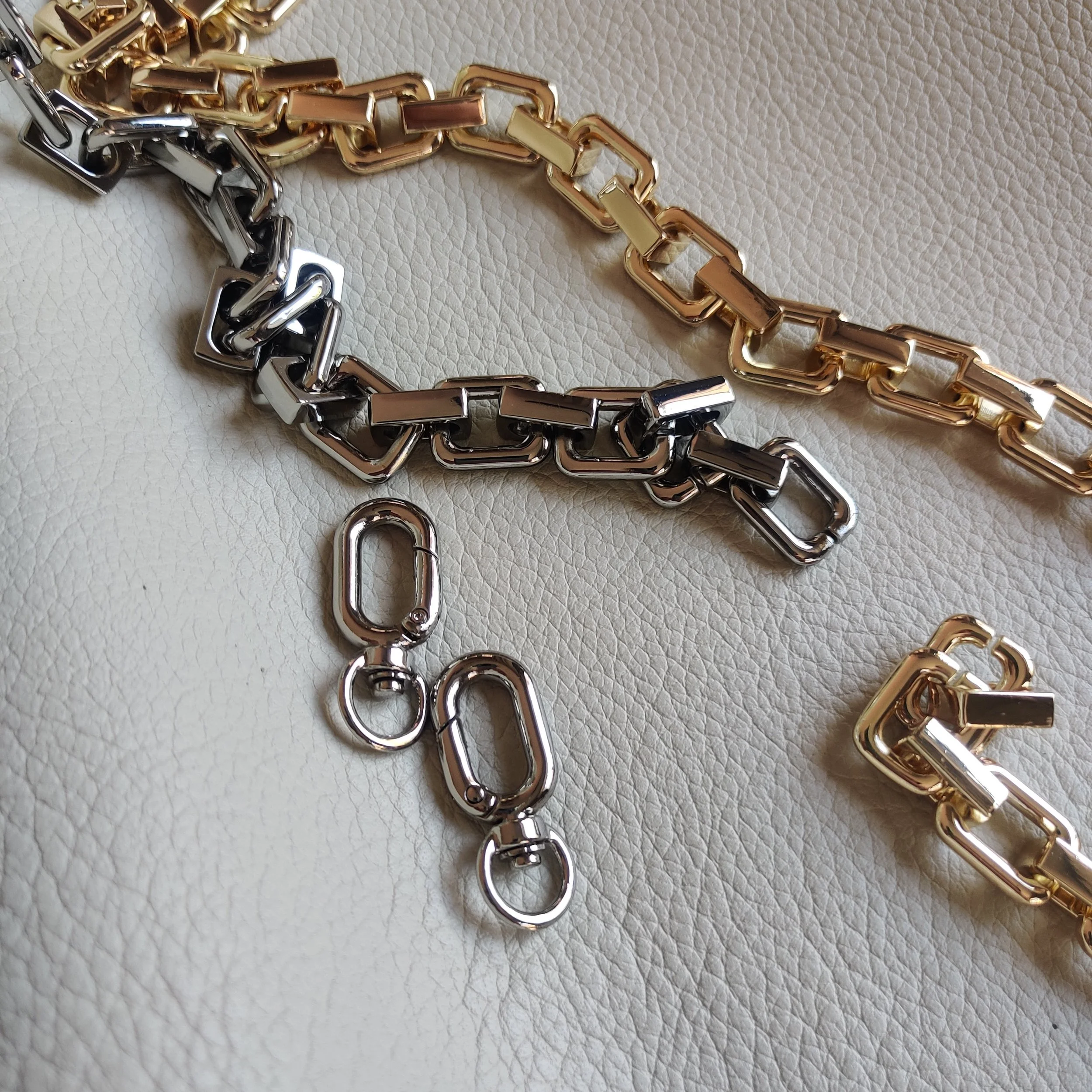 BU.MBelt_gold and silver_01.jpg