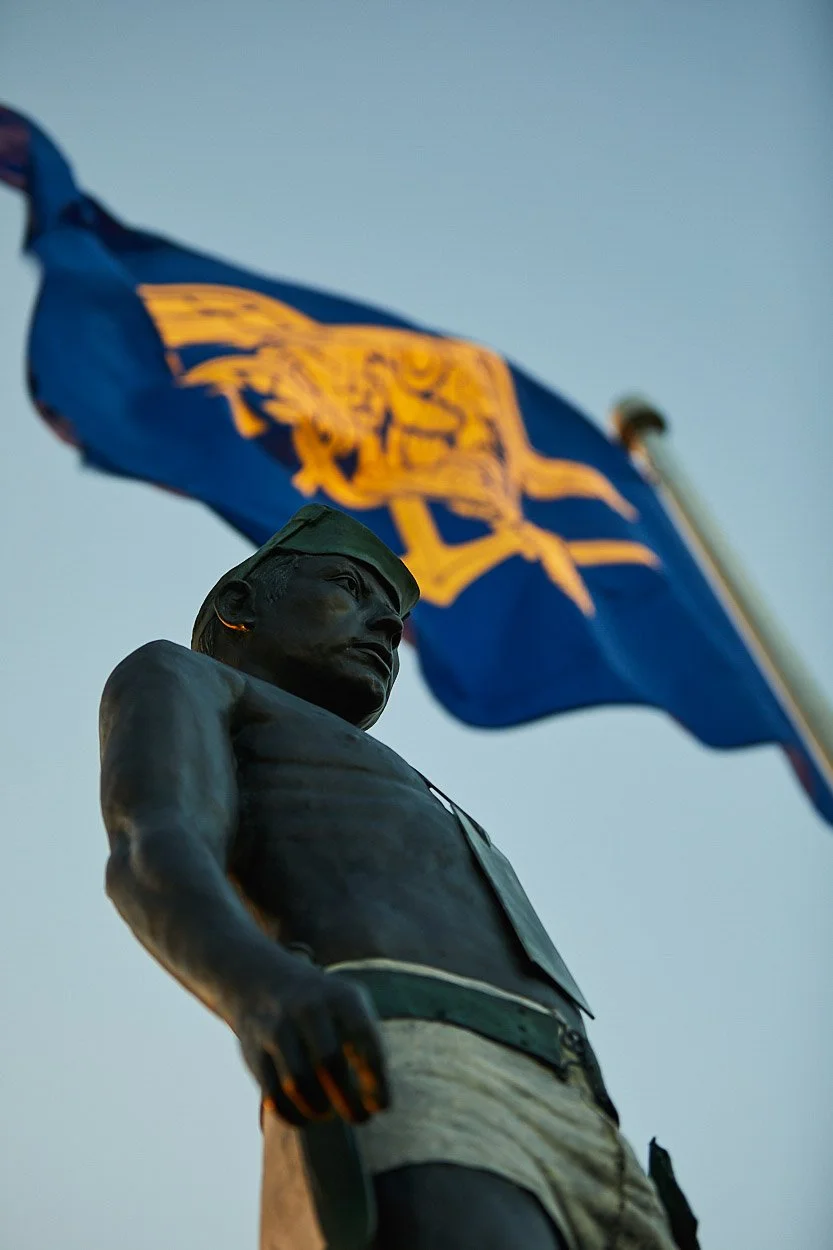 20170928-01_Navy SEAL Monument VB (1).jpg