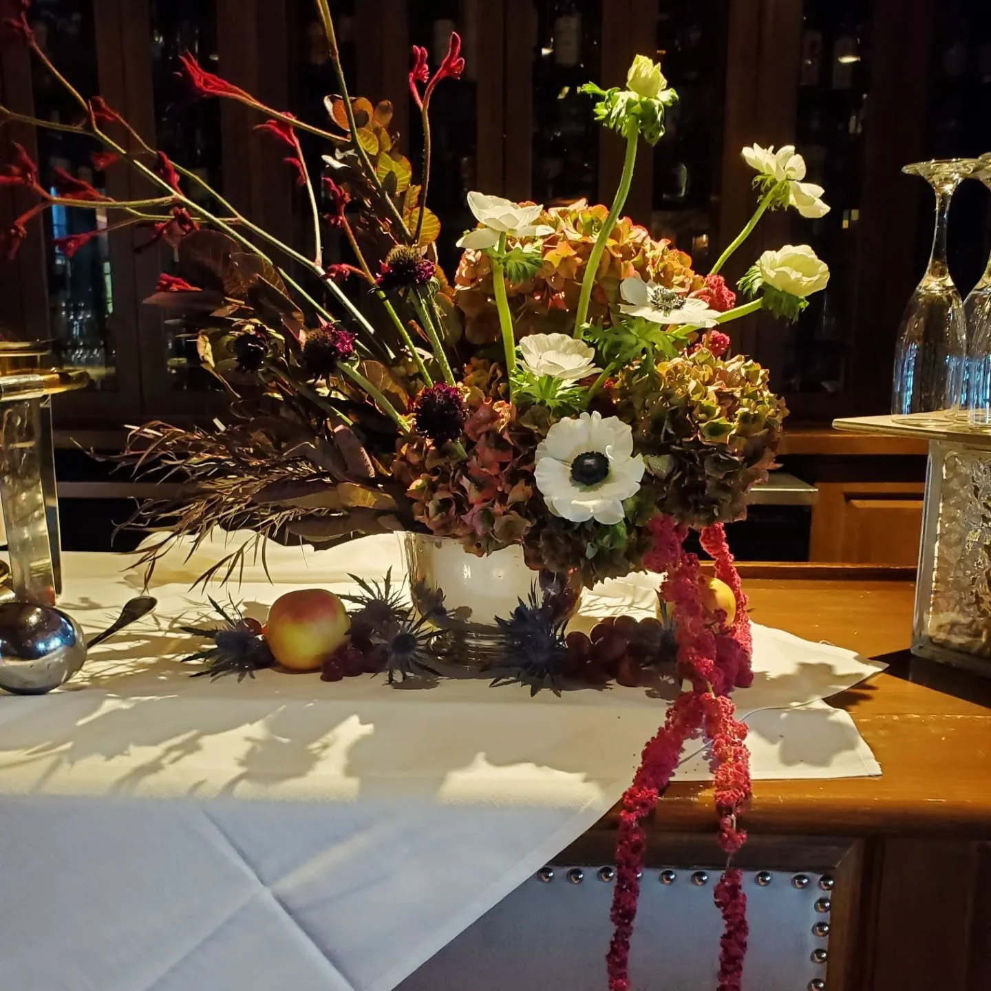 Yesterday we got to deliver flowers to Sedgefield Coubtry Club for Kenzie's babyshower. So many wonderful details were thought of for this special luncheon.