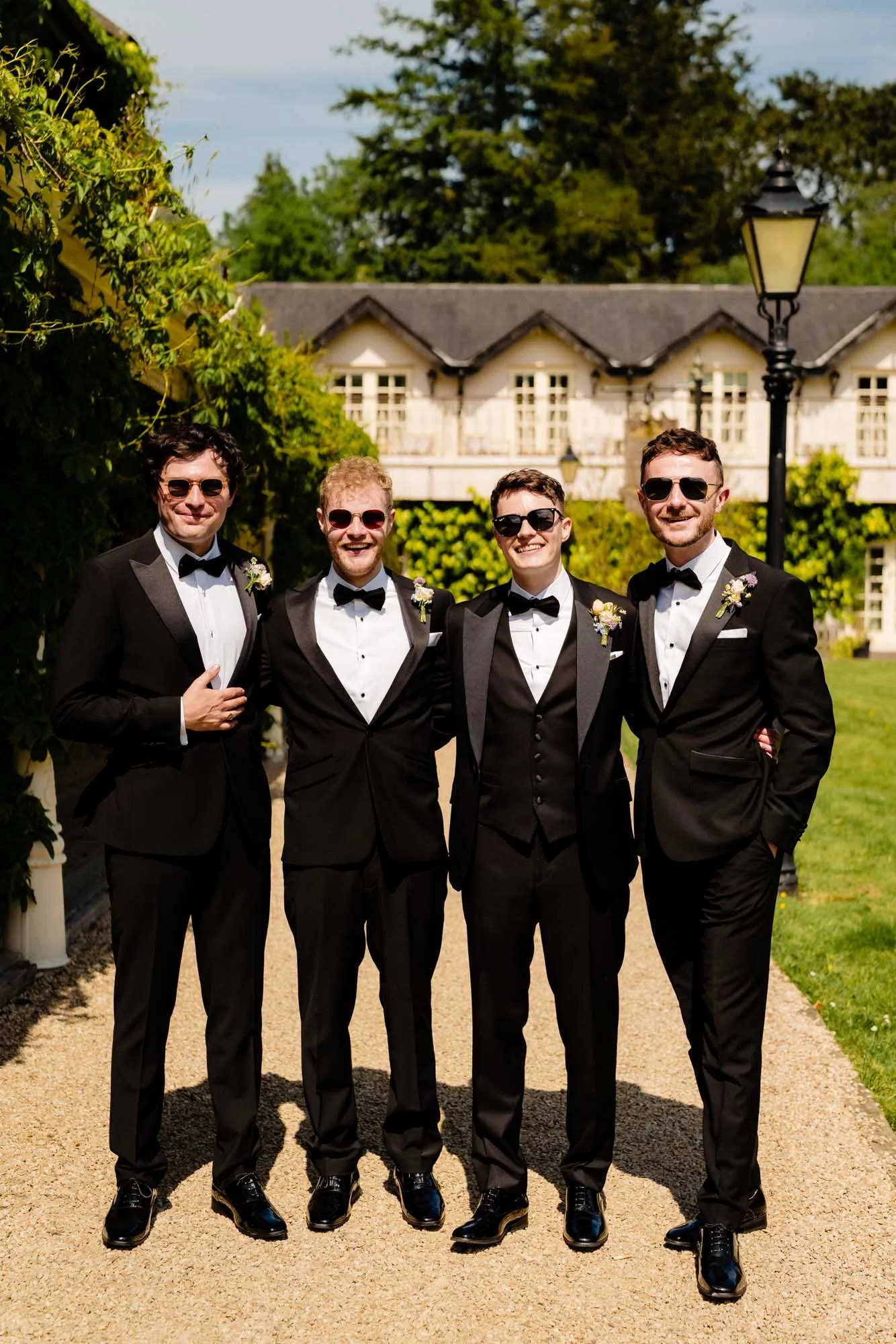 Brooklodge-summer-wedding-family-photographs-annie-kheffache-13.jpg