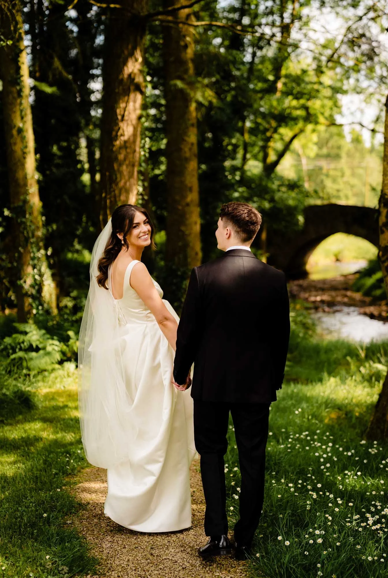 Brooklodge-natural-elegant-wedding-photography-annie-kheffache-1.jpg
