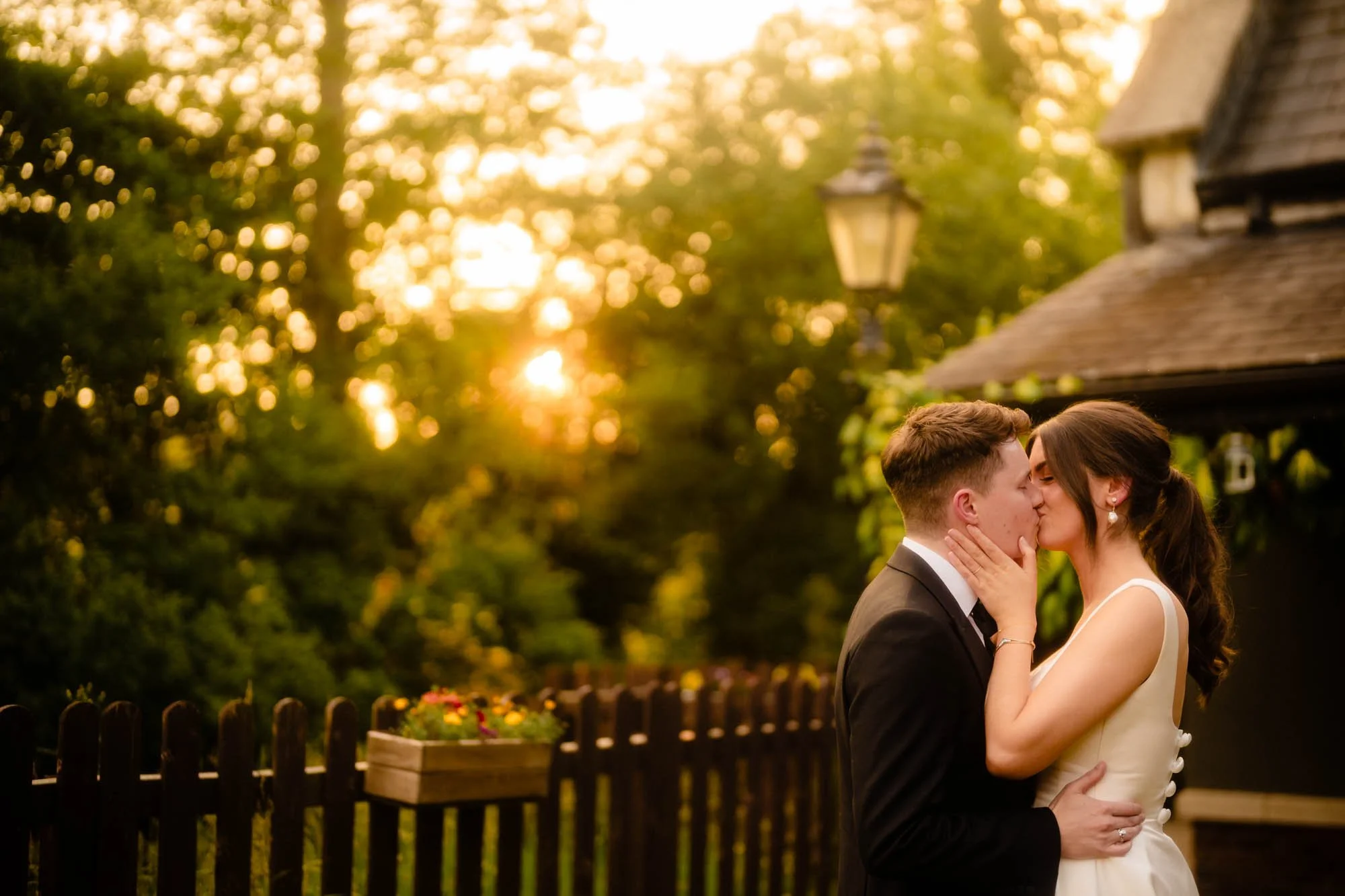 Brooklodge-golden-hour-wedding-photography-annie-kheffache-2.jpg